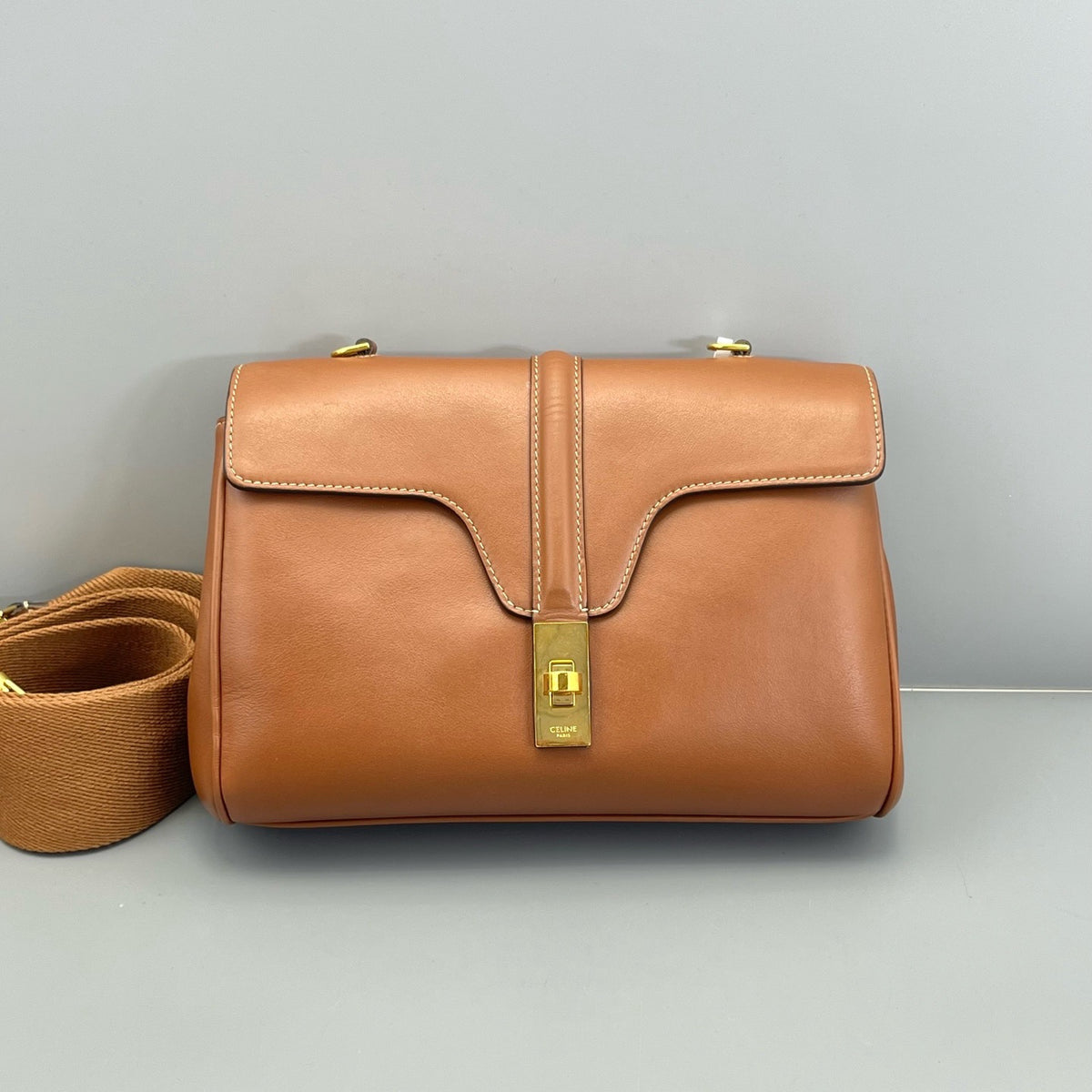 Celine - Soft 16 Small - Leather - Brown - (small)