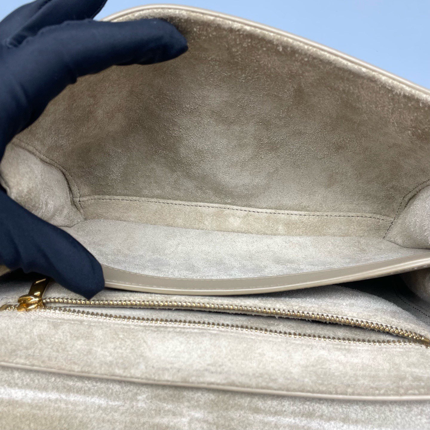 Celine - Soft 16 - Smooth calfskin leather - Milk tea beige with Gold-Tone Hardware - (small)