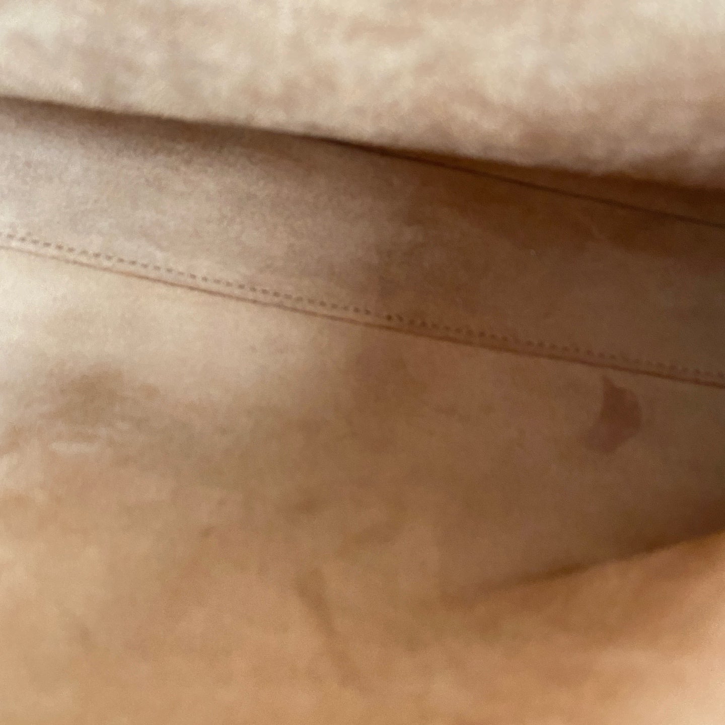 Celine - Soft16 - Cowhide leather - Caramel with Gold-Tone Hardware - (medium)