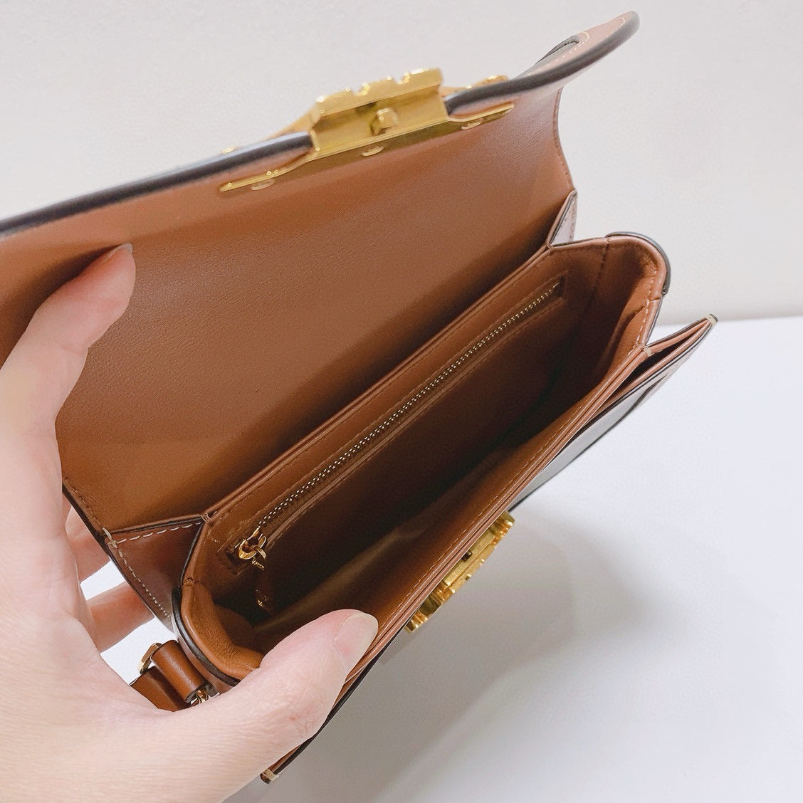Celine - TEEN BESACE TRIOMPHE - Leather - Brown