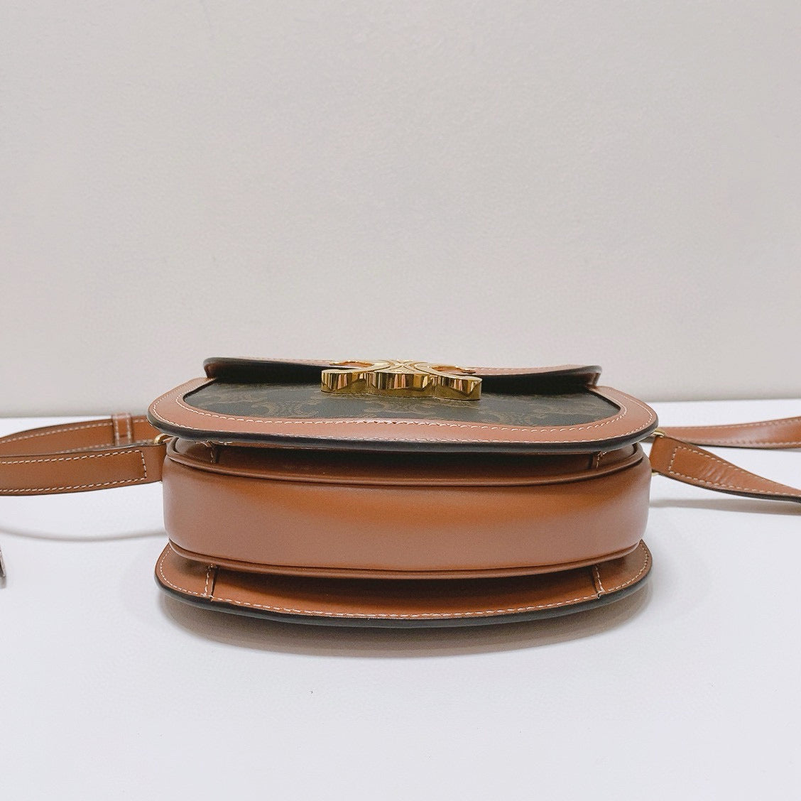 Celine - Teen Besace Triomphe Bag - Leather - Brown - (small)