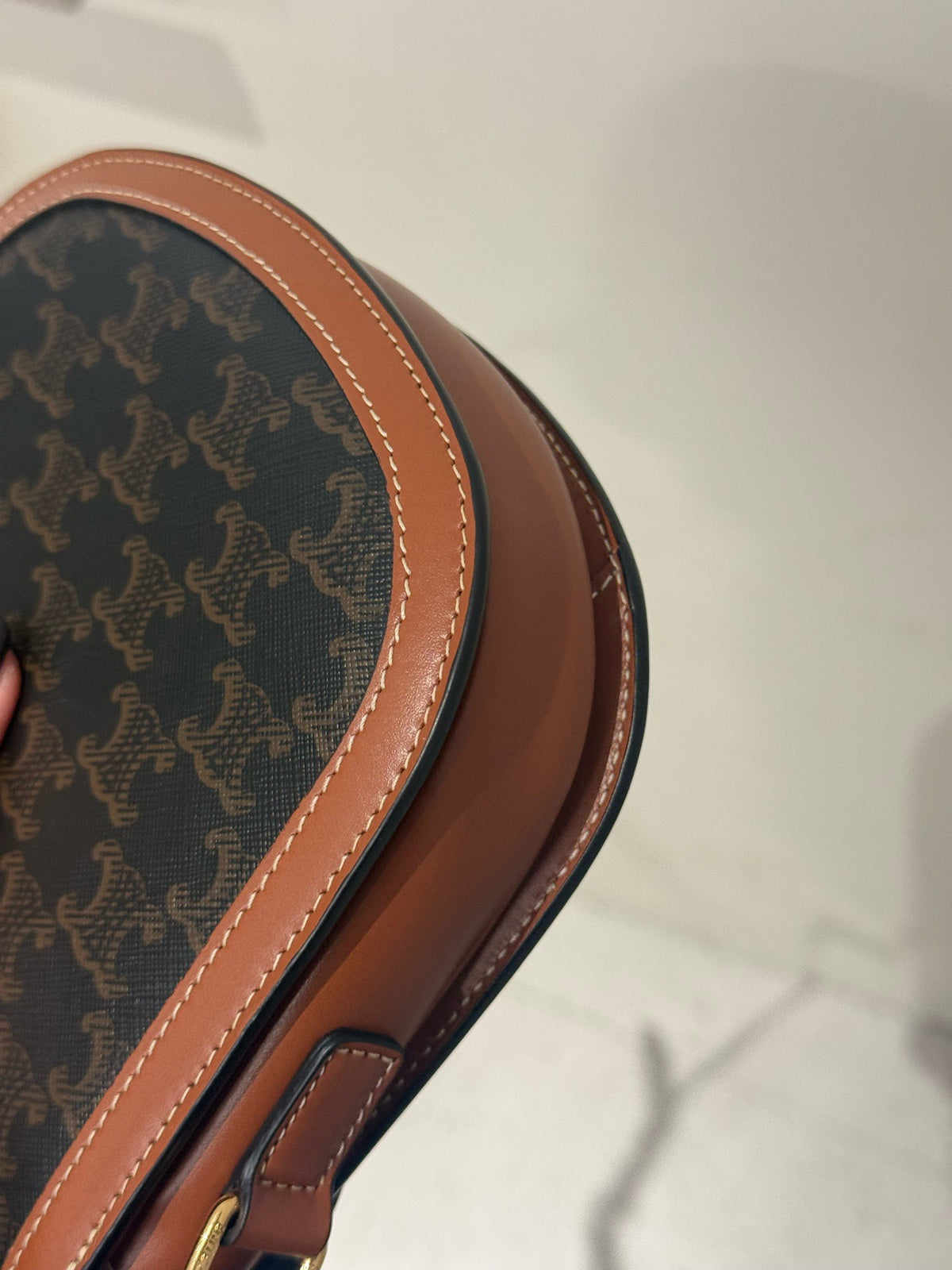 Celine - Teen Besace Triomphe - Leather - Brown - (small)