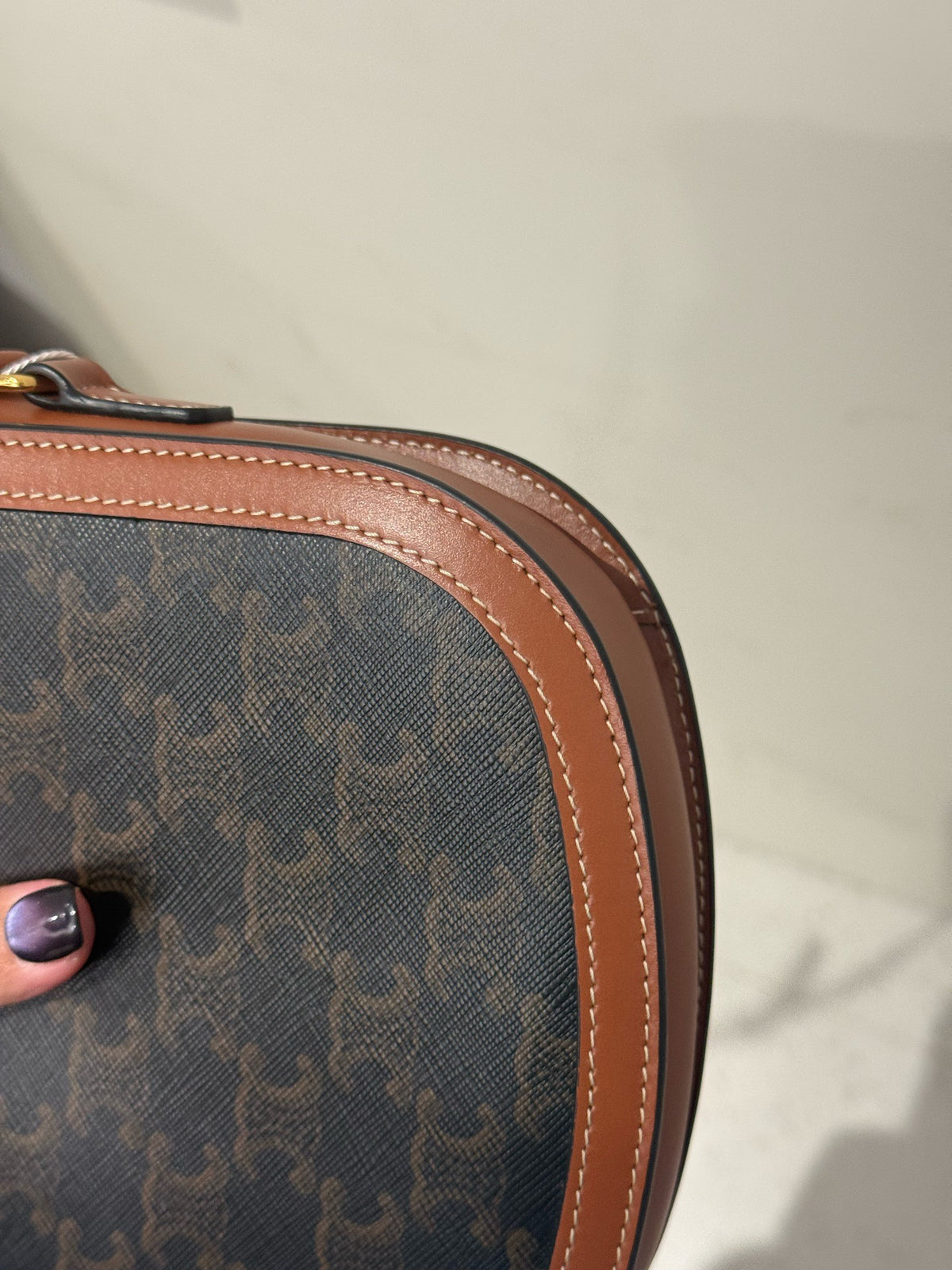 Celine - Teen Besace Triomphe - Leather - Brown - (small)