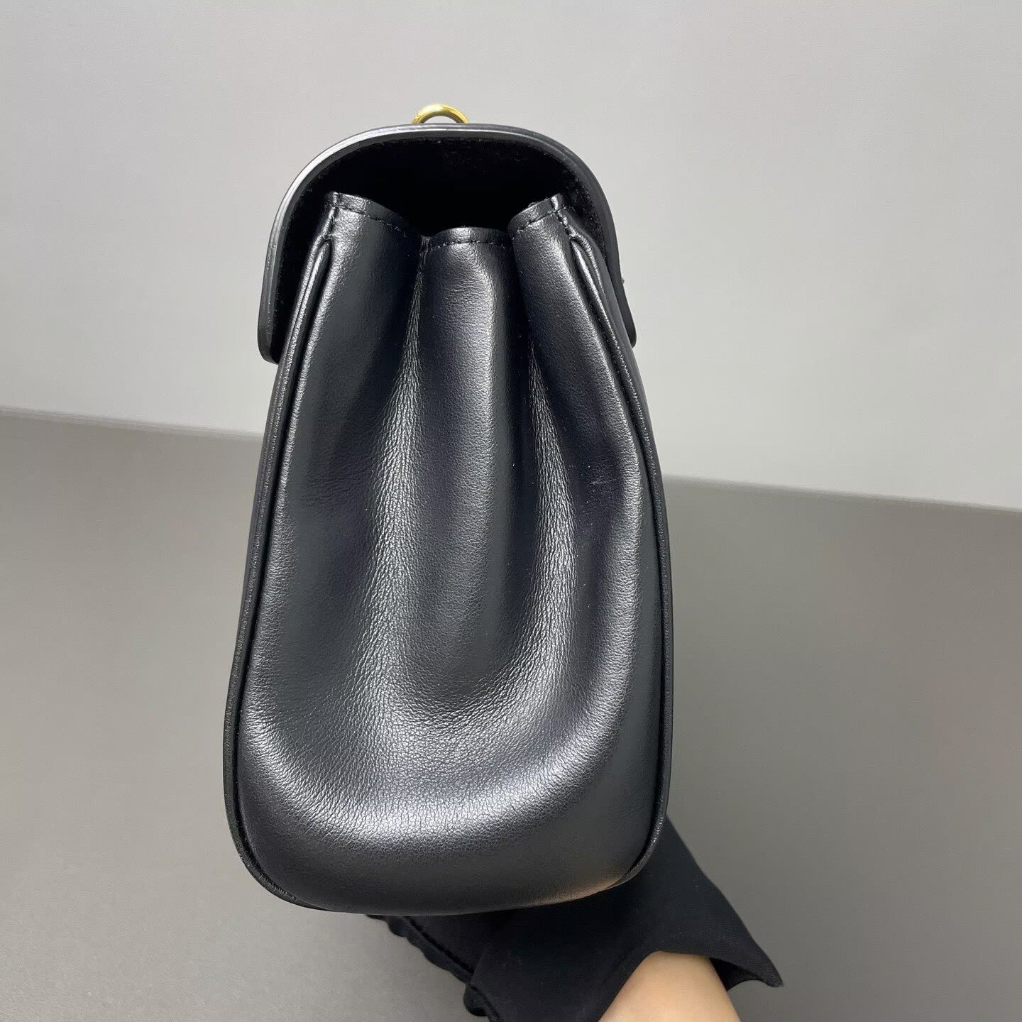 Celine - Teen Soft 16 Bag - Calfskin leather - Black - (medium)
