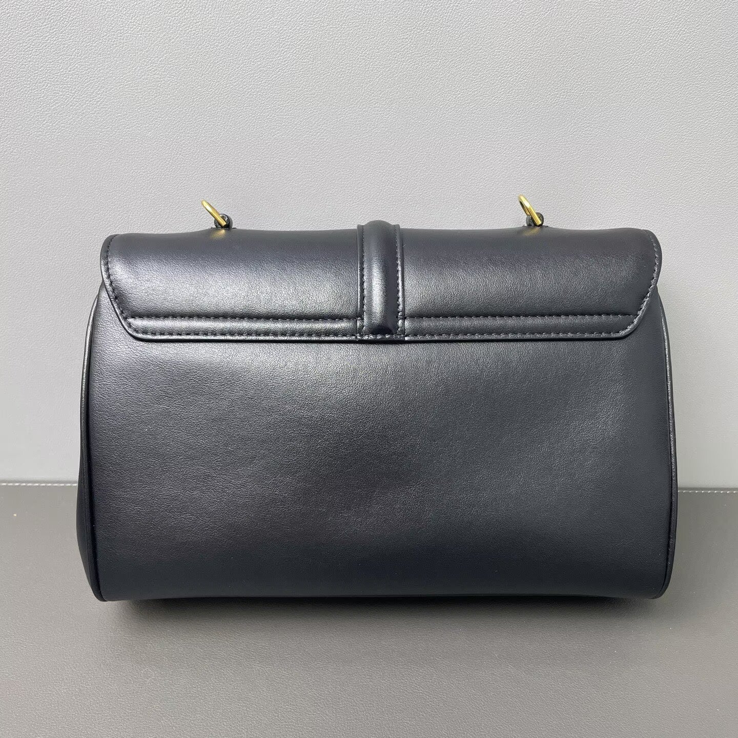 Celine - Teen Soft 16 Bag - Calfskin leather - Black - (medium)