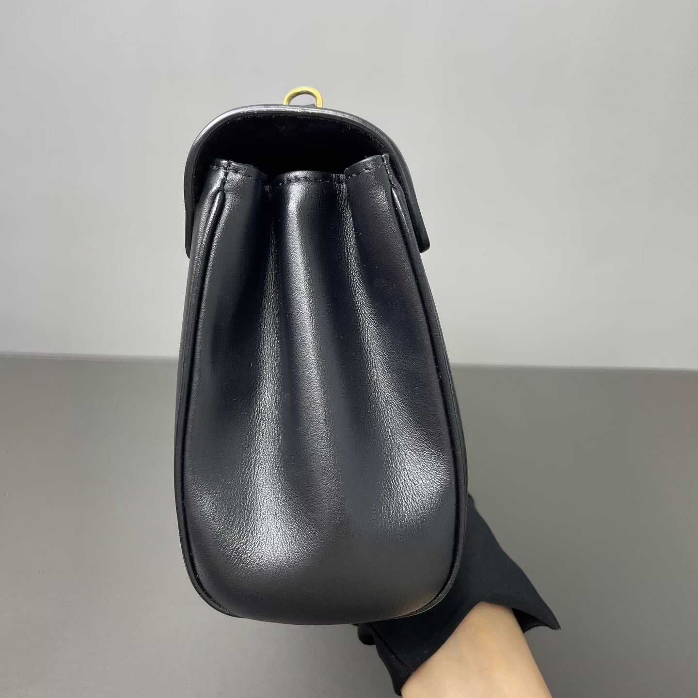 Celine - Teen Soft 16 Bag - Calfskin leather - Black - (medium)