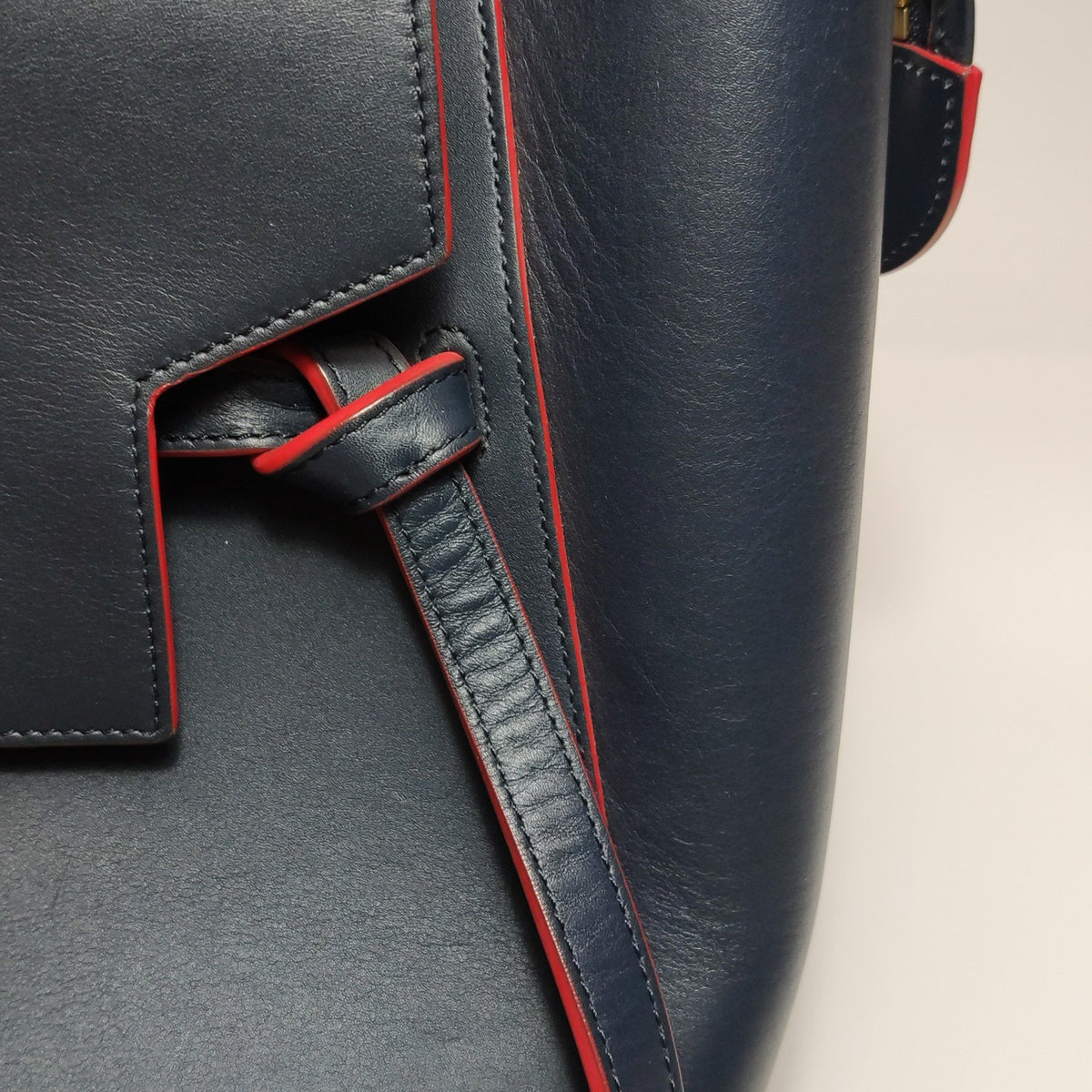 Celine - Tie Tote - Leather - Black