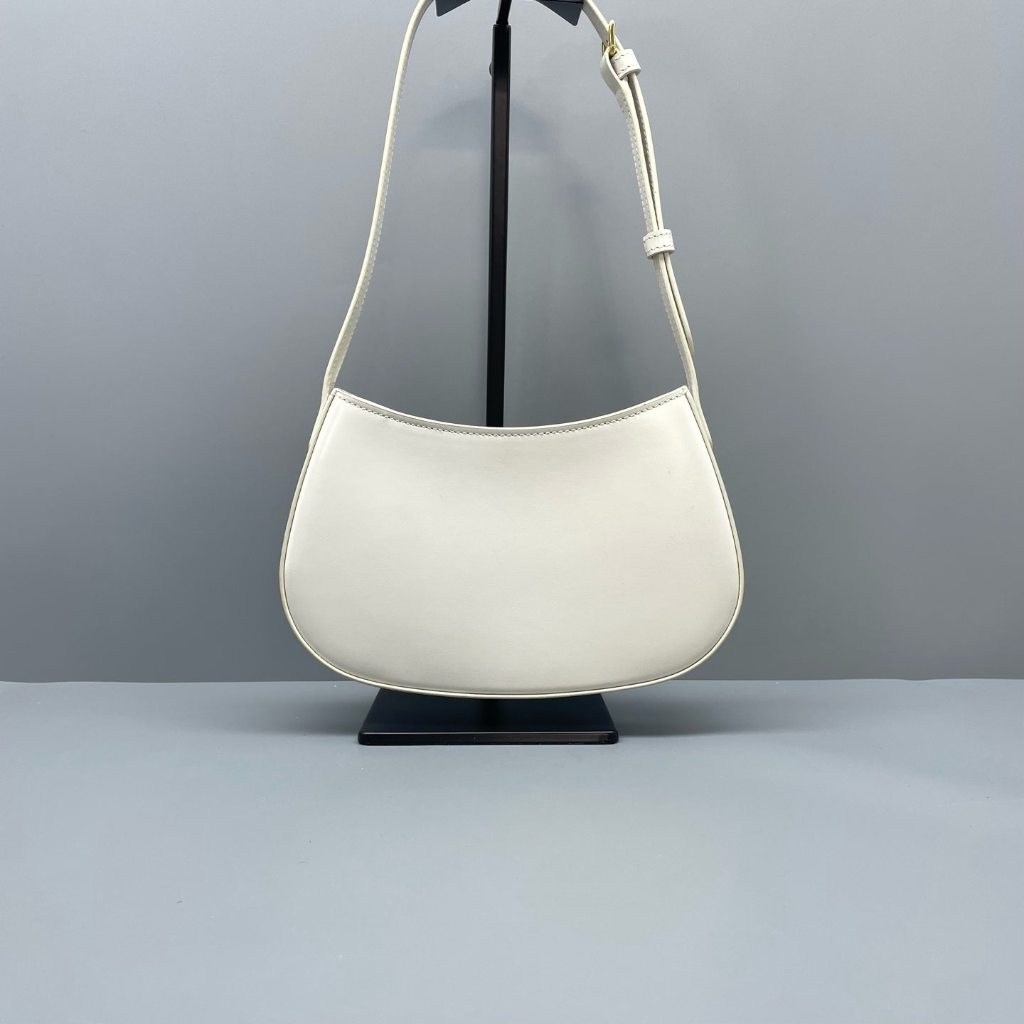 Celine - Tilly - Leather - White - (Medium)