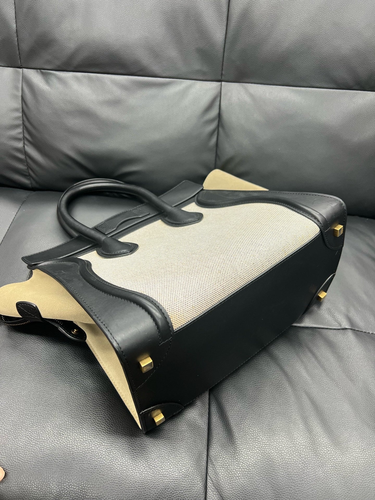 Celine - Trapeze - Leather - Black - (Medium)