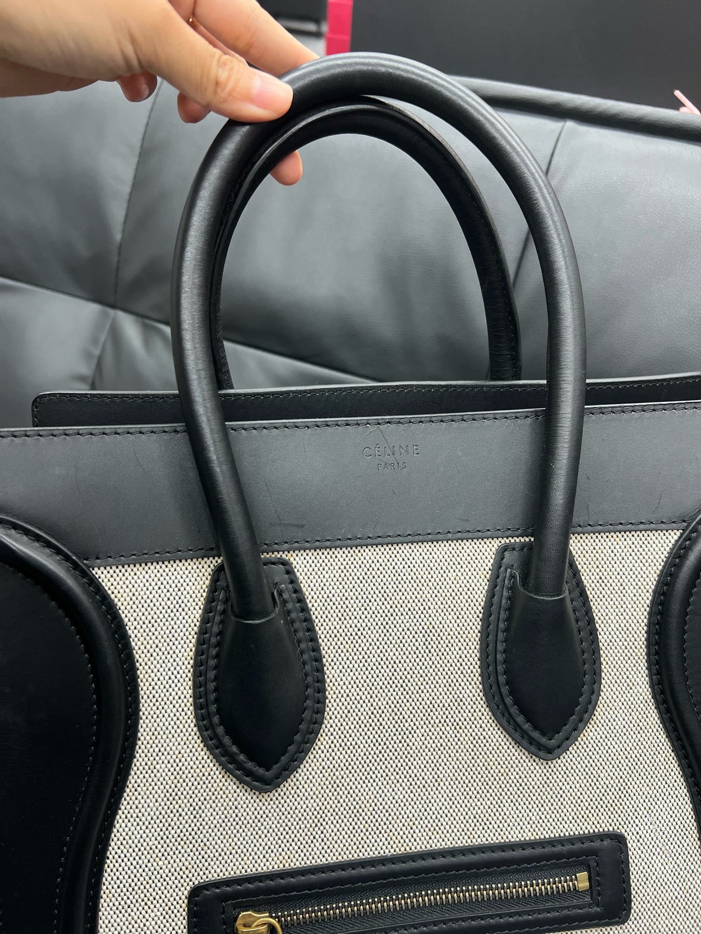 Celine - Trapeze - Leather - Black - (Medium)