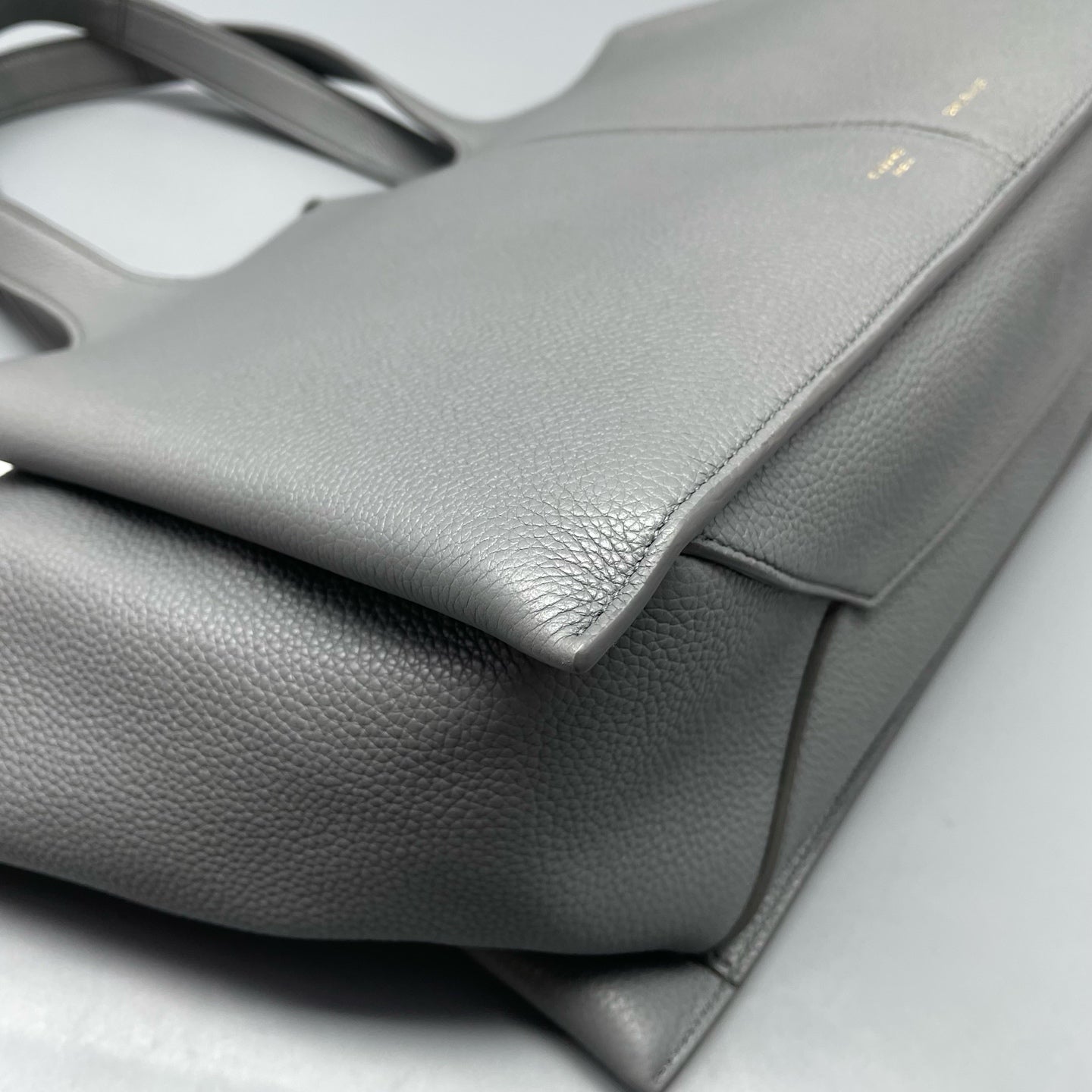 Celine - Tri-Fold Handbag - Grained leather - Grey - (medium)