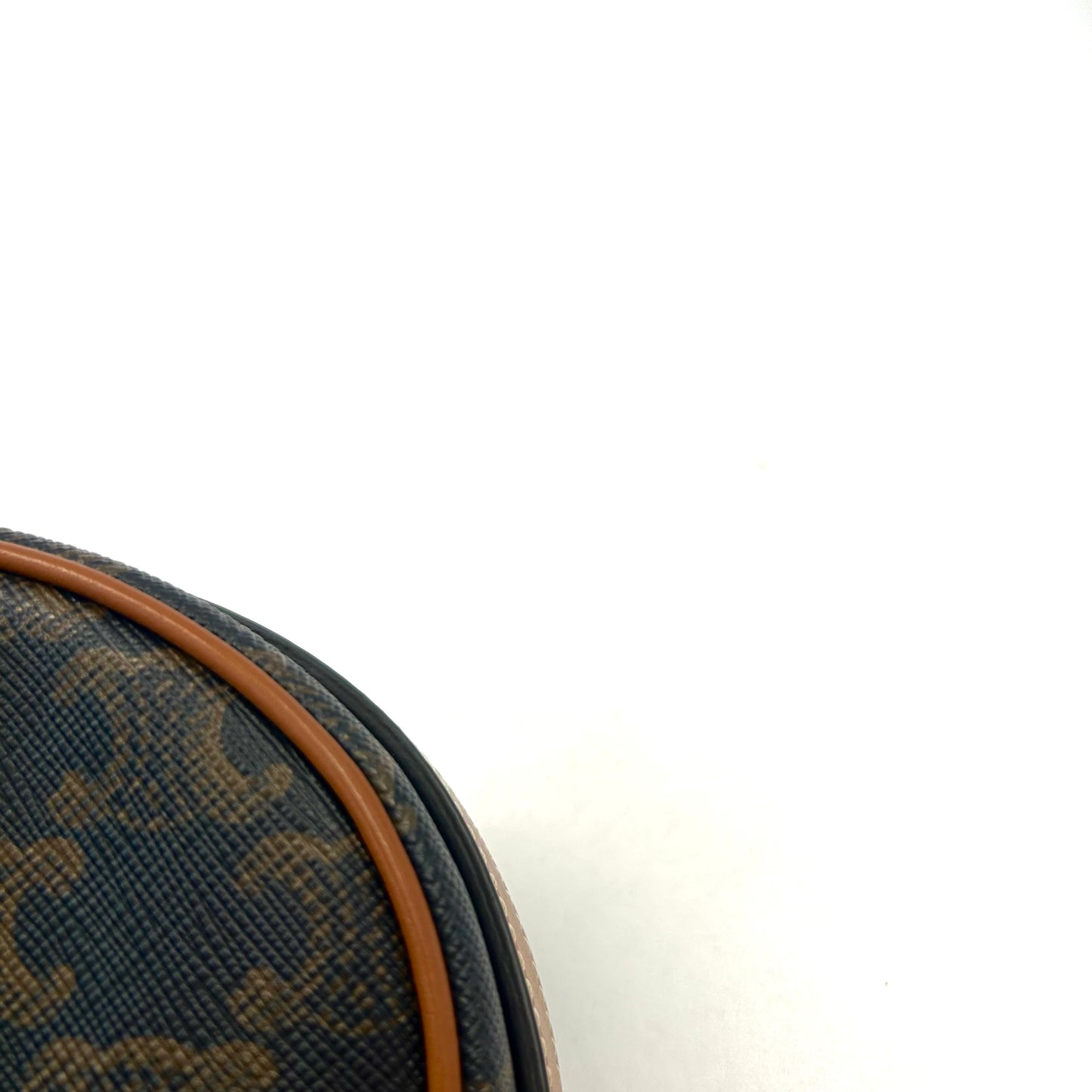 Celine - Triomphe - Cloth - Brown