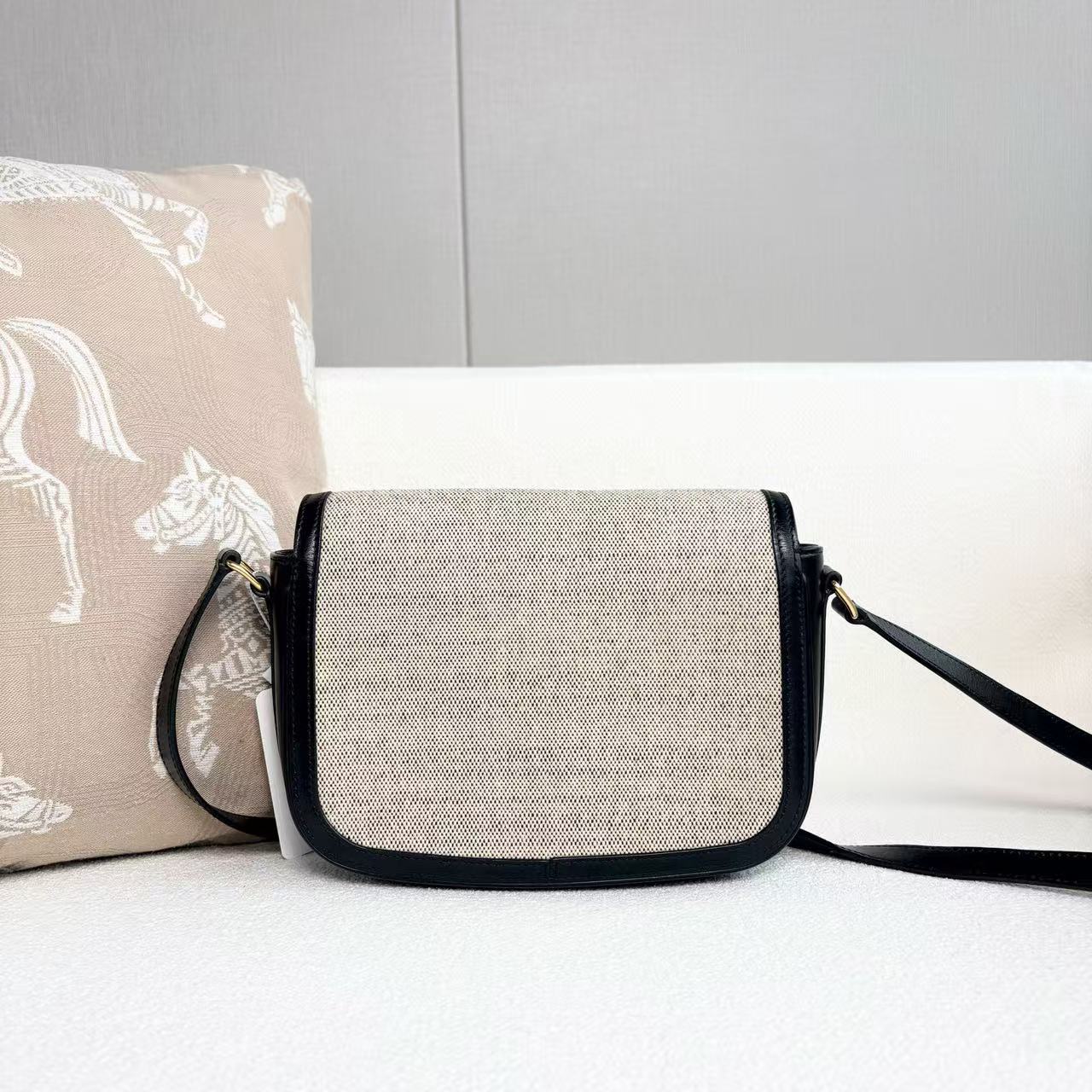 Celine - Triomphe Bag - Linen and Leather - Beige and Black with Gold-Tone Hardware - (small)