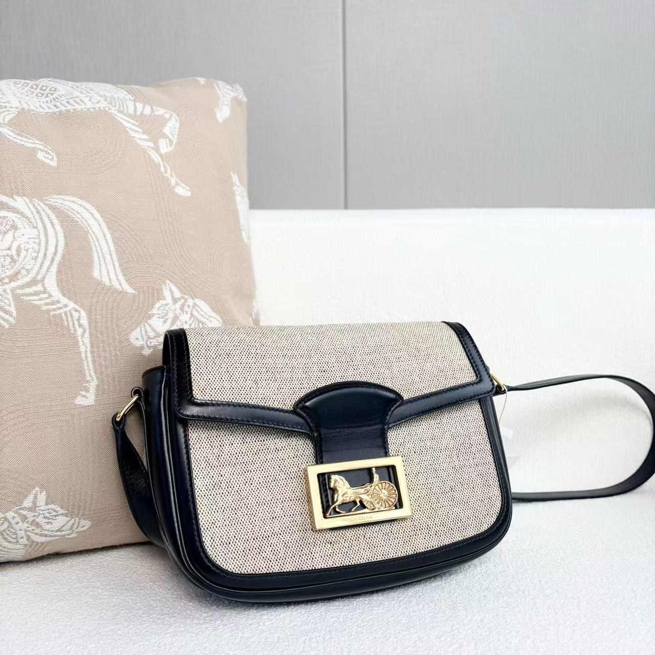 Celine - Triomphe Bag - Linen and Leather - Beige and Black with Gold-Tone Hardware - (small)