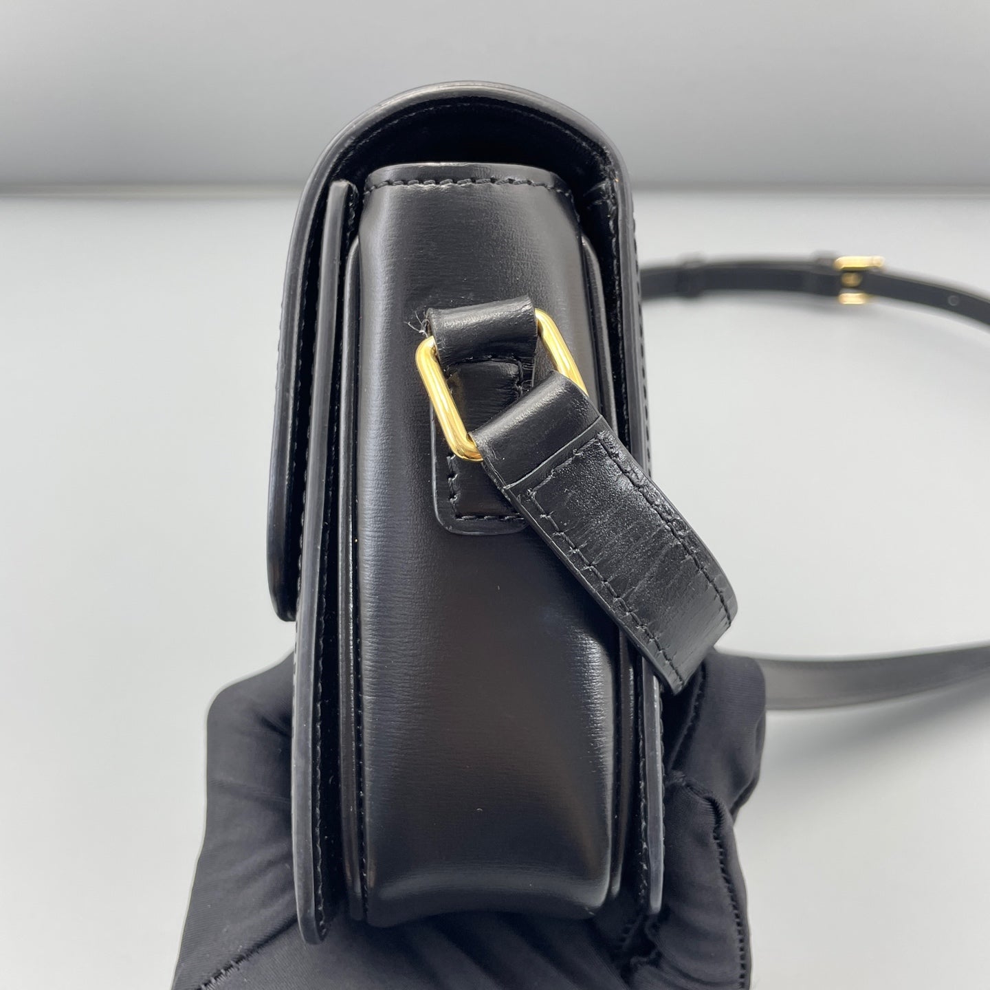Celine - Triomphe Bag - Smooth calfskin leather - Black - (small)