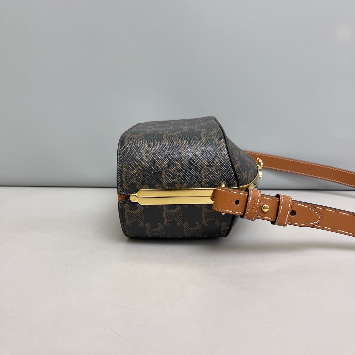 Celine - Triomphe Box Bag - Leather - Brown - (mini)