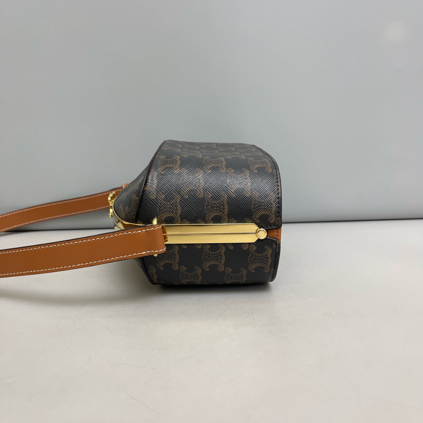 Celine - Triomphe Box Bag - Leather - Brown - (mini)