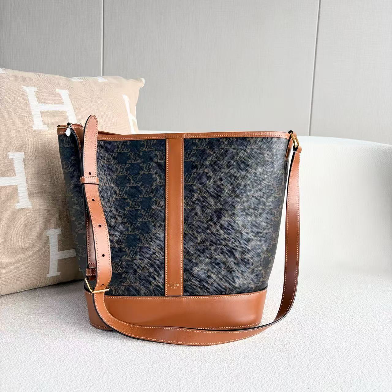Celine - Triomphe Bucket Bag - Coated canvas with leather trim - Brown - (Medium)