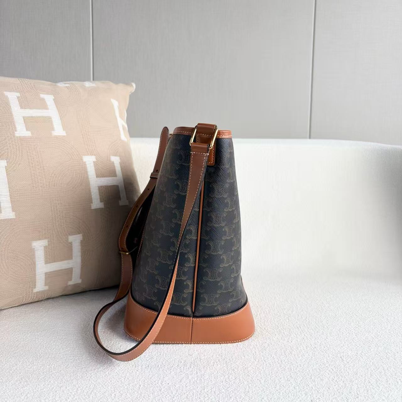 Celine - Triomphe Bucket Bag - Coated canvas with leather trim - Brown - (Medium)