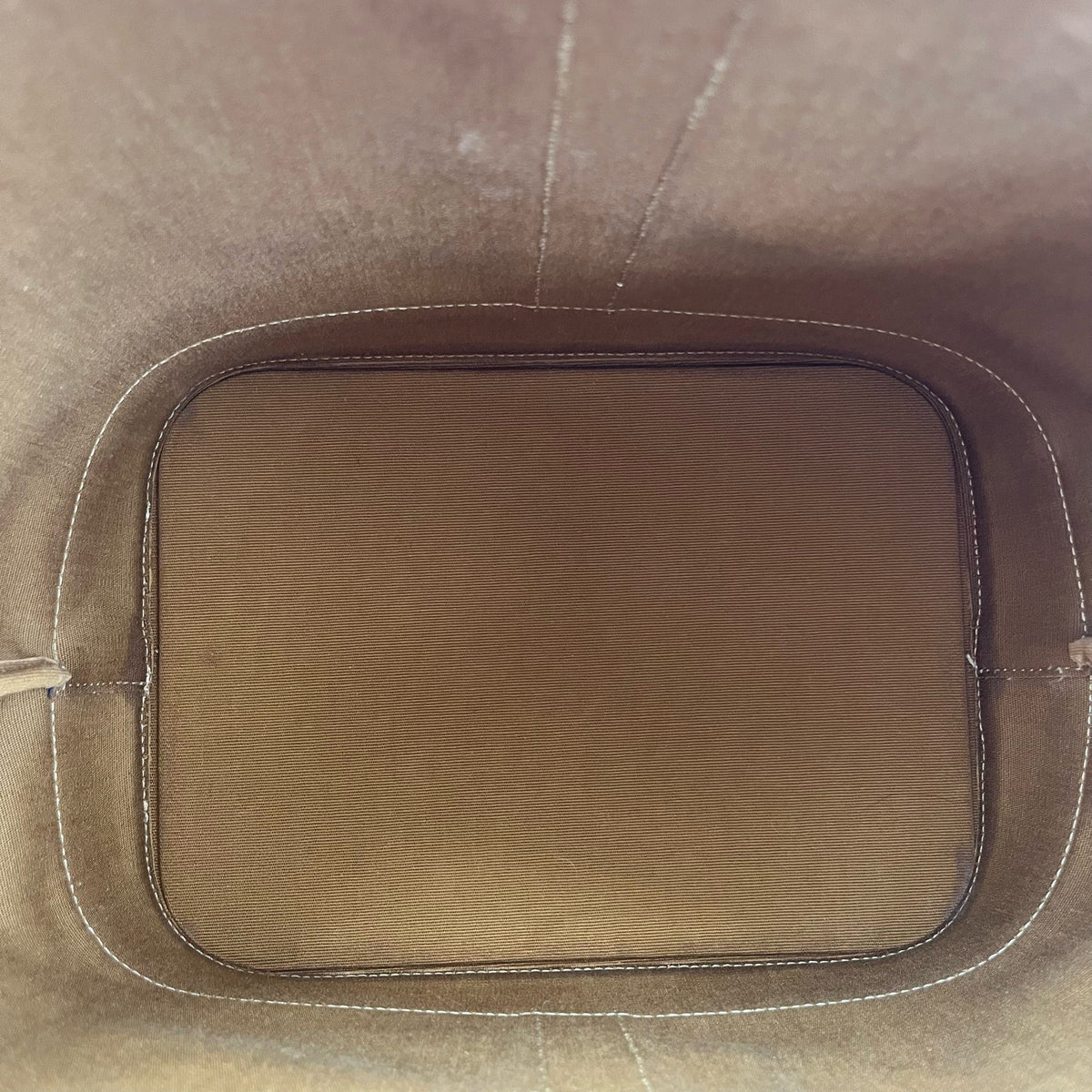 Celine - Triomphe Bucket Bag - Leather - Brown - (medium)