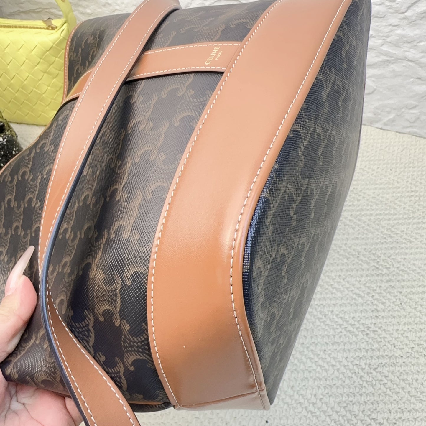 Celine - Triomphe Bucket Bag - Leather - Brown - (medium)