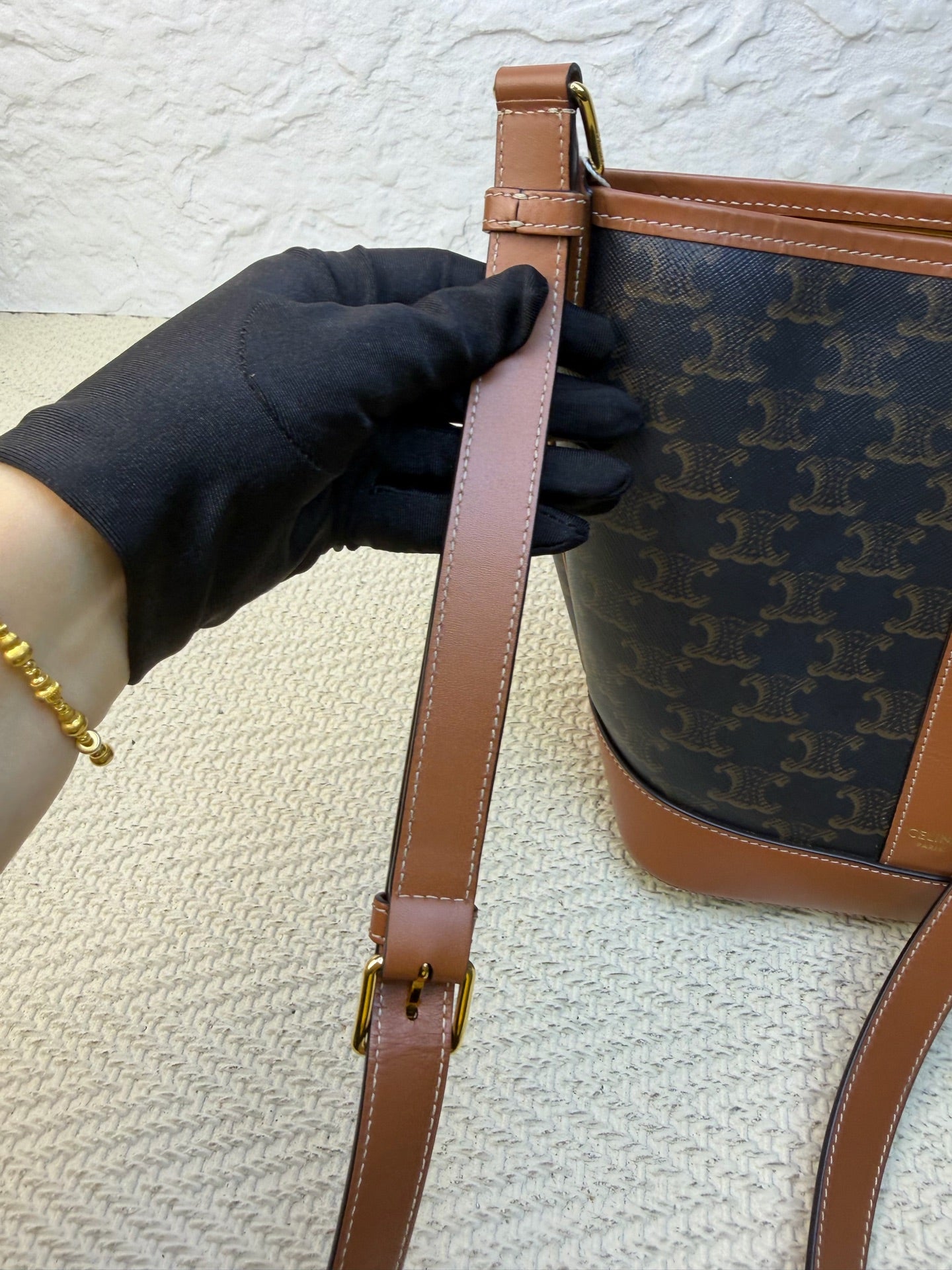 Celine - Triomphe Bucket Bag - Leather - Brown - (Small)