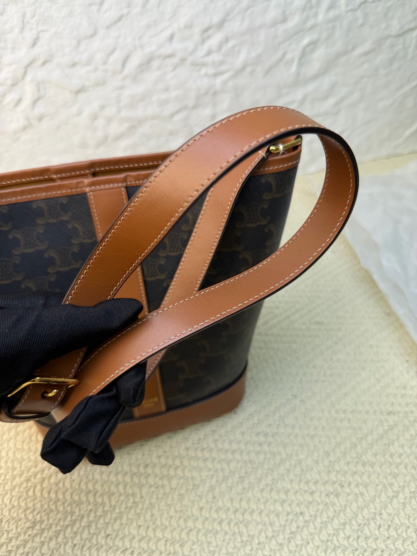 Celine - Triomphe Bucket Bag - Leather - Brown - (Small)