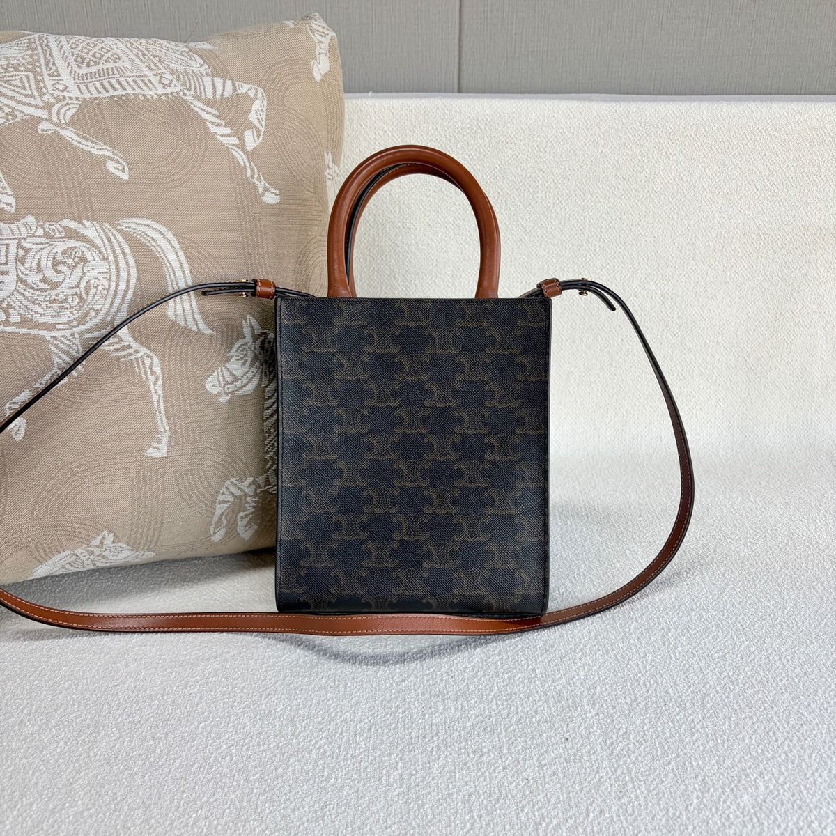 Celine - Triomphe Canvas Mini Cabas - Leather - Brown - (mini)