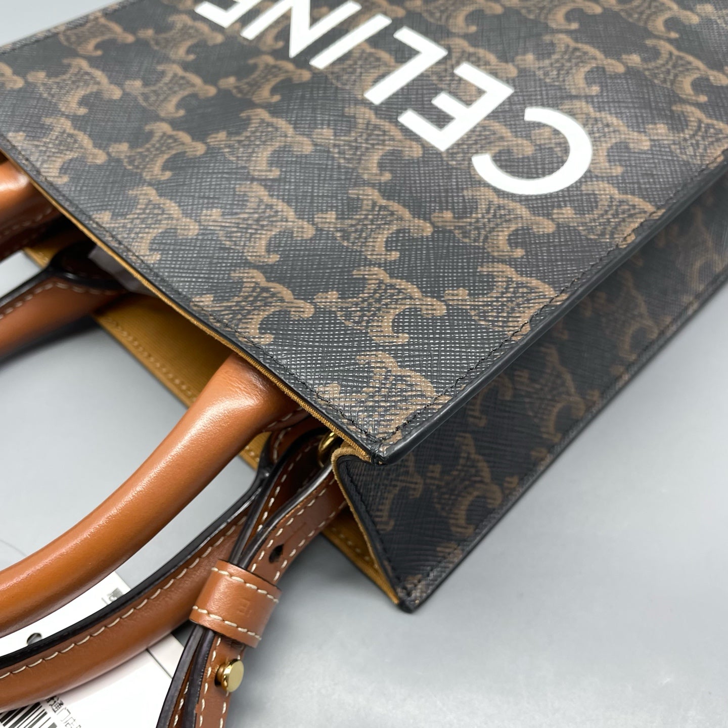 Celine - Triomphe Canvas Mini Vertical Cabas - Leather - Brown - (mini)