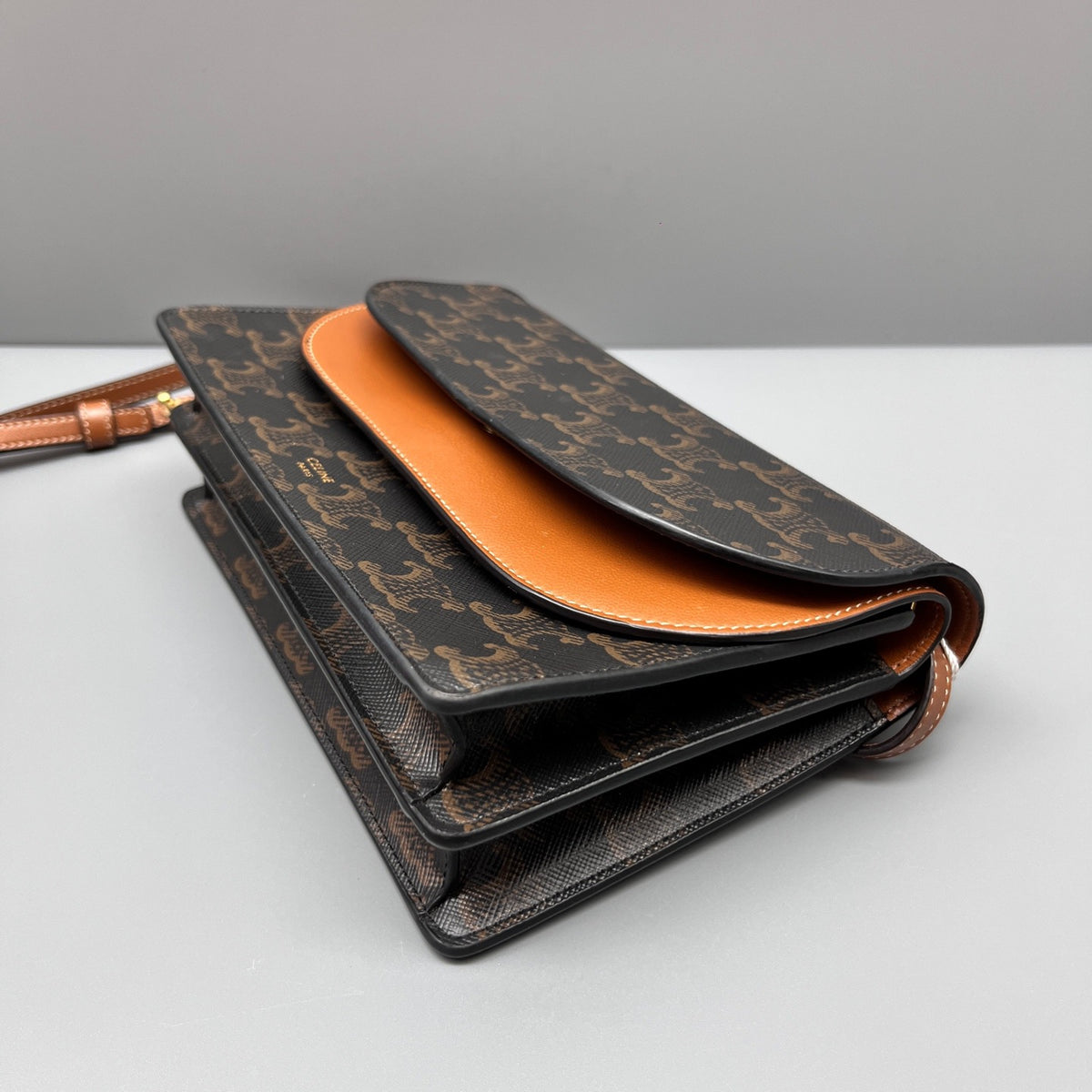Celine - Triomphe Envelope Bag - Cloth - Brown - (mini)