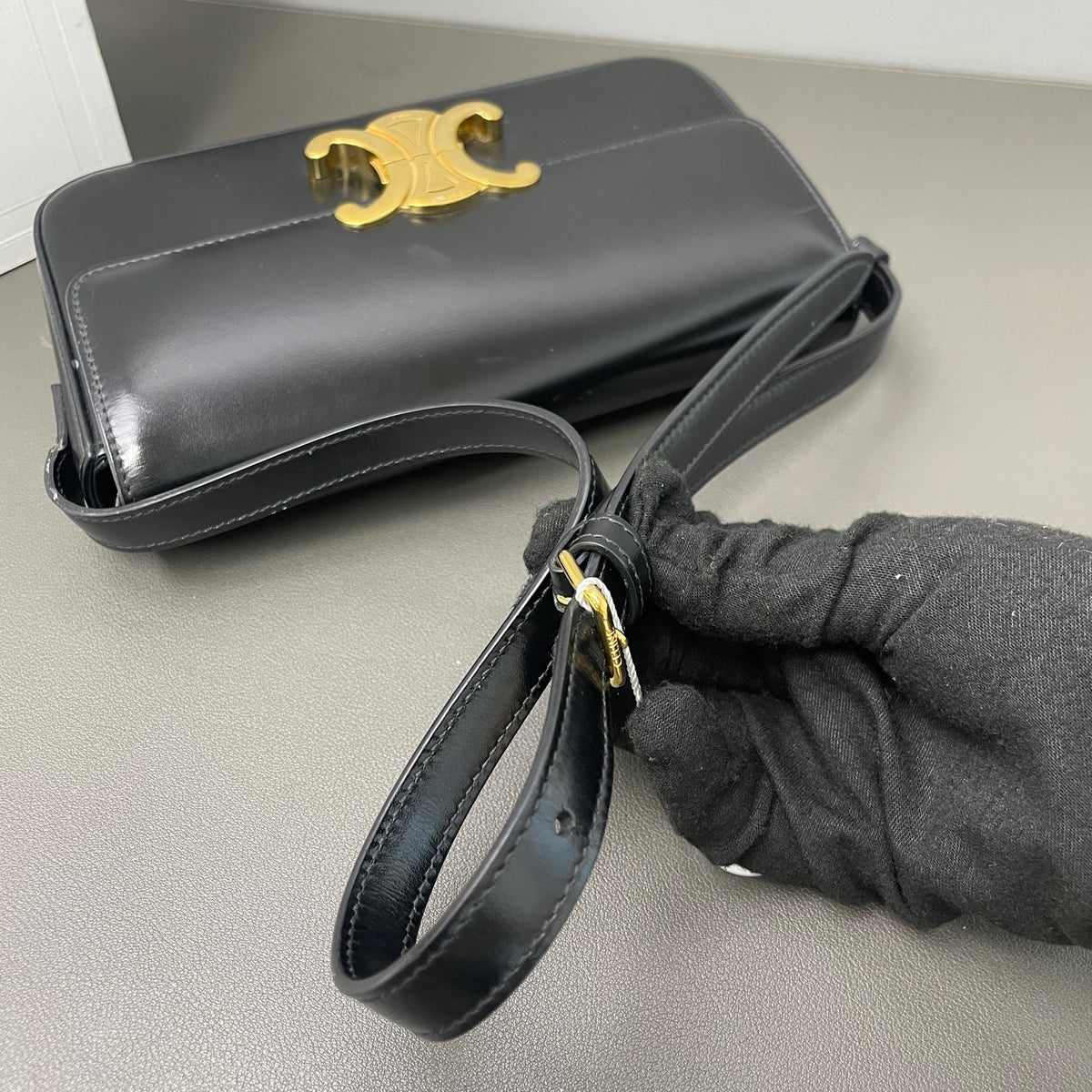 Celine - Triomphe - Leather - Black - (Small)