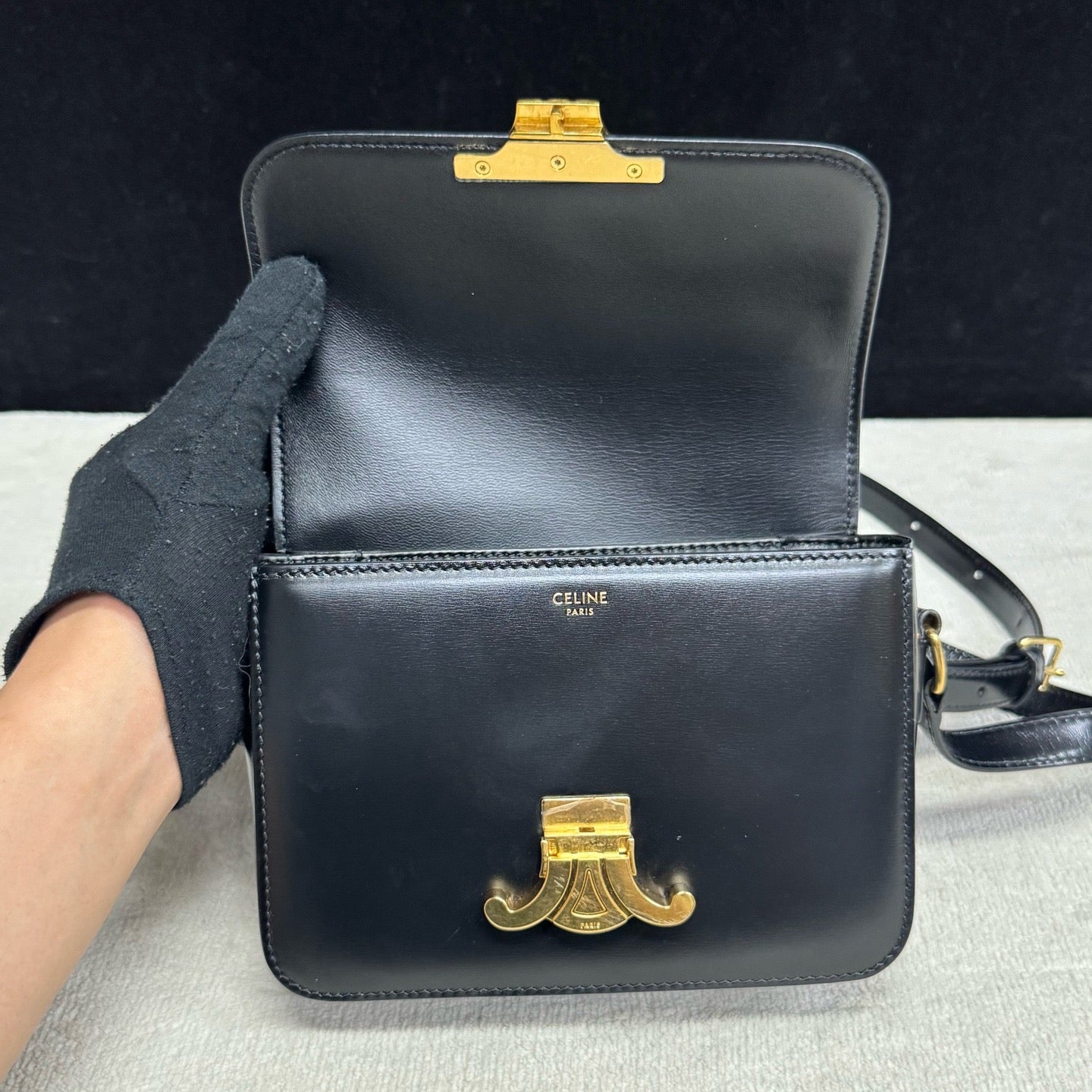 Celine - Triomphe - Leather - Black - (small)