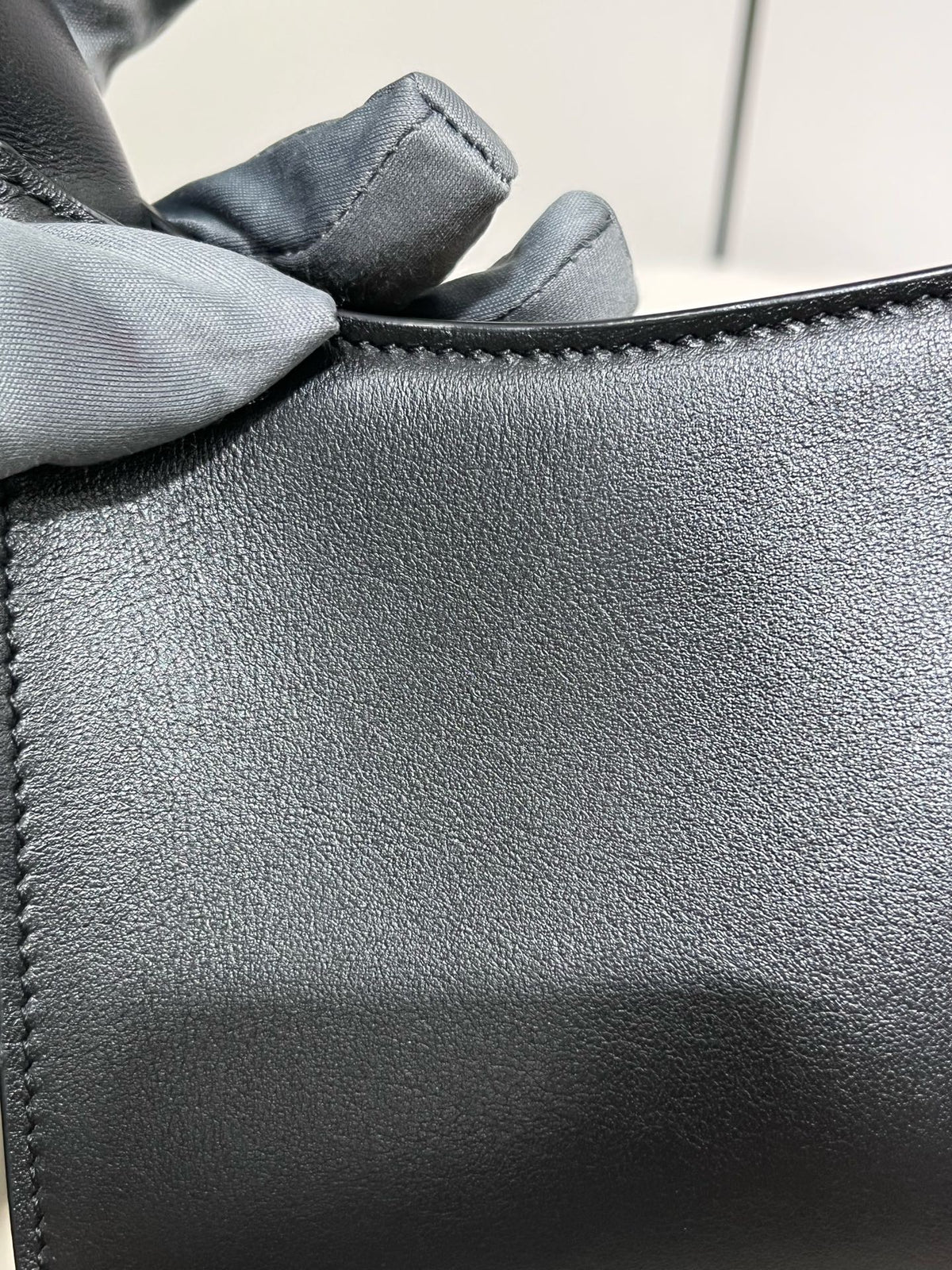 Celine - Triomphe - Leather - Black - (small)