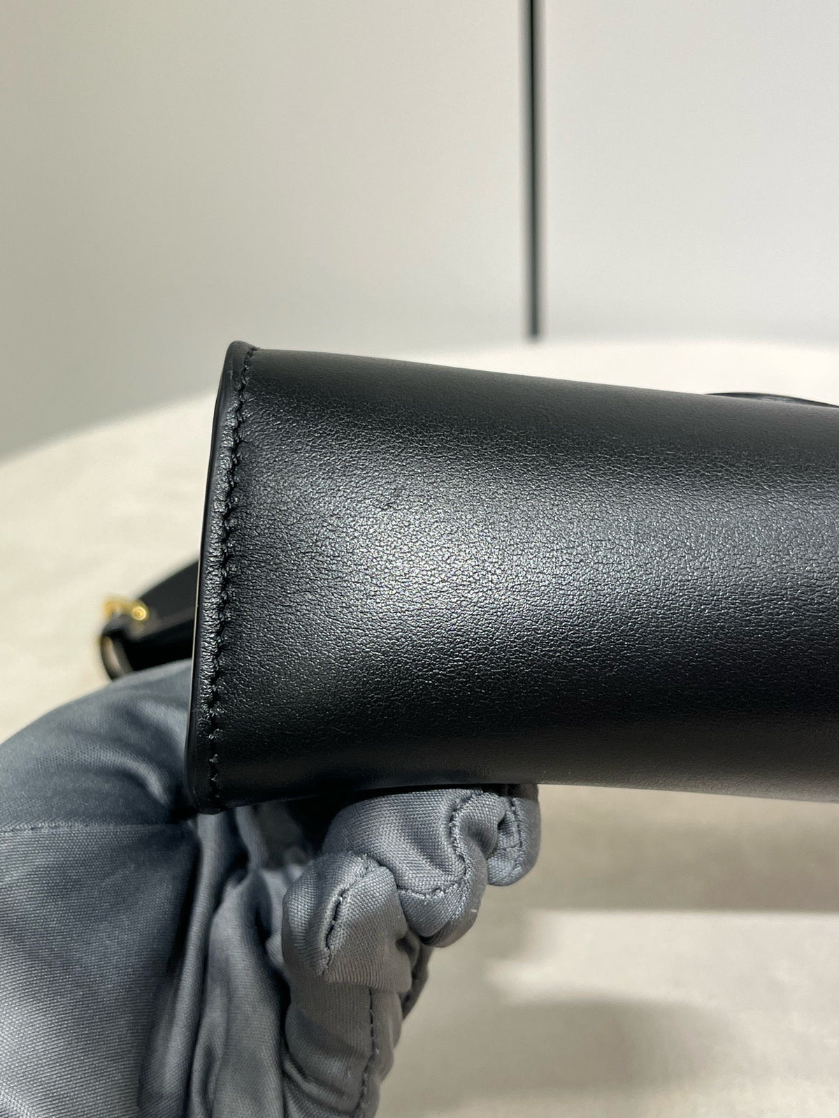 Celine - Triomphe - Leather - Black - (small)