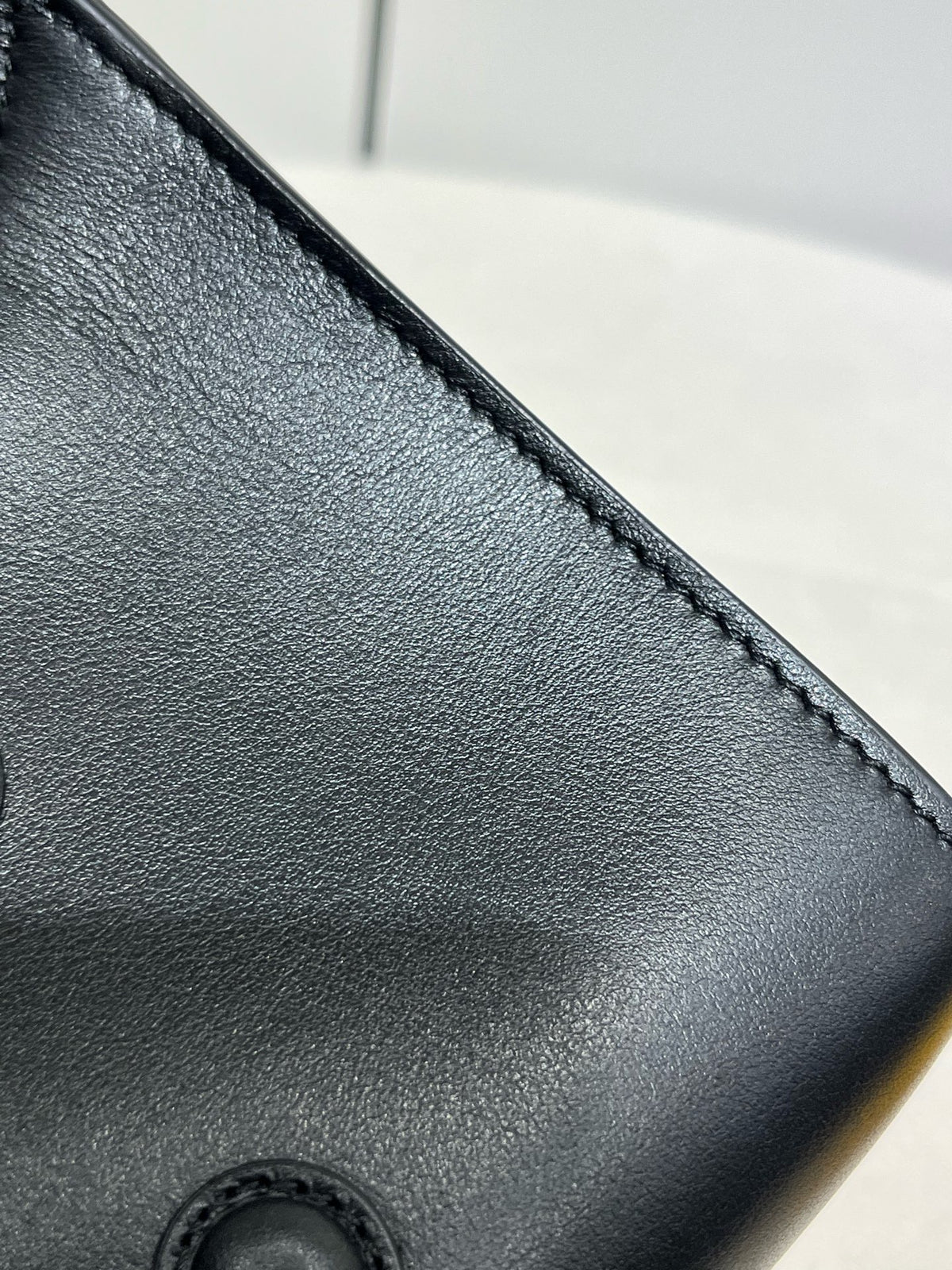 Celine - Triomphe - Leather - Black - (small)