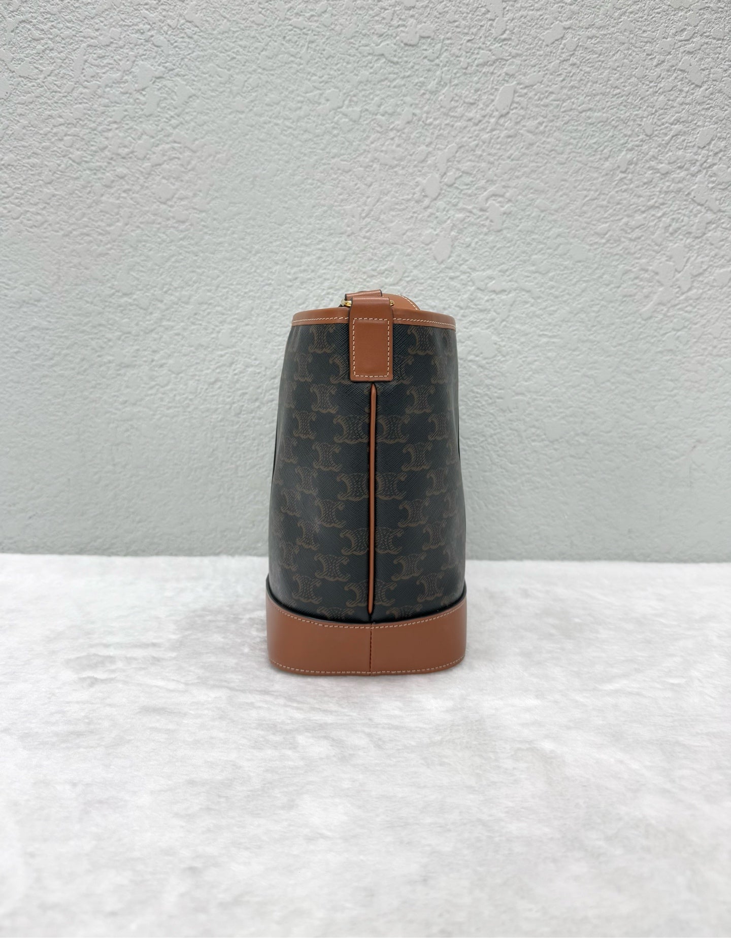 Celine - Triomphe - Leather - Brown - (Small)