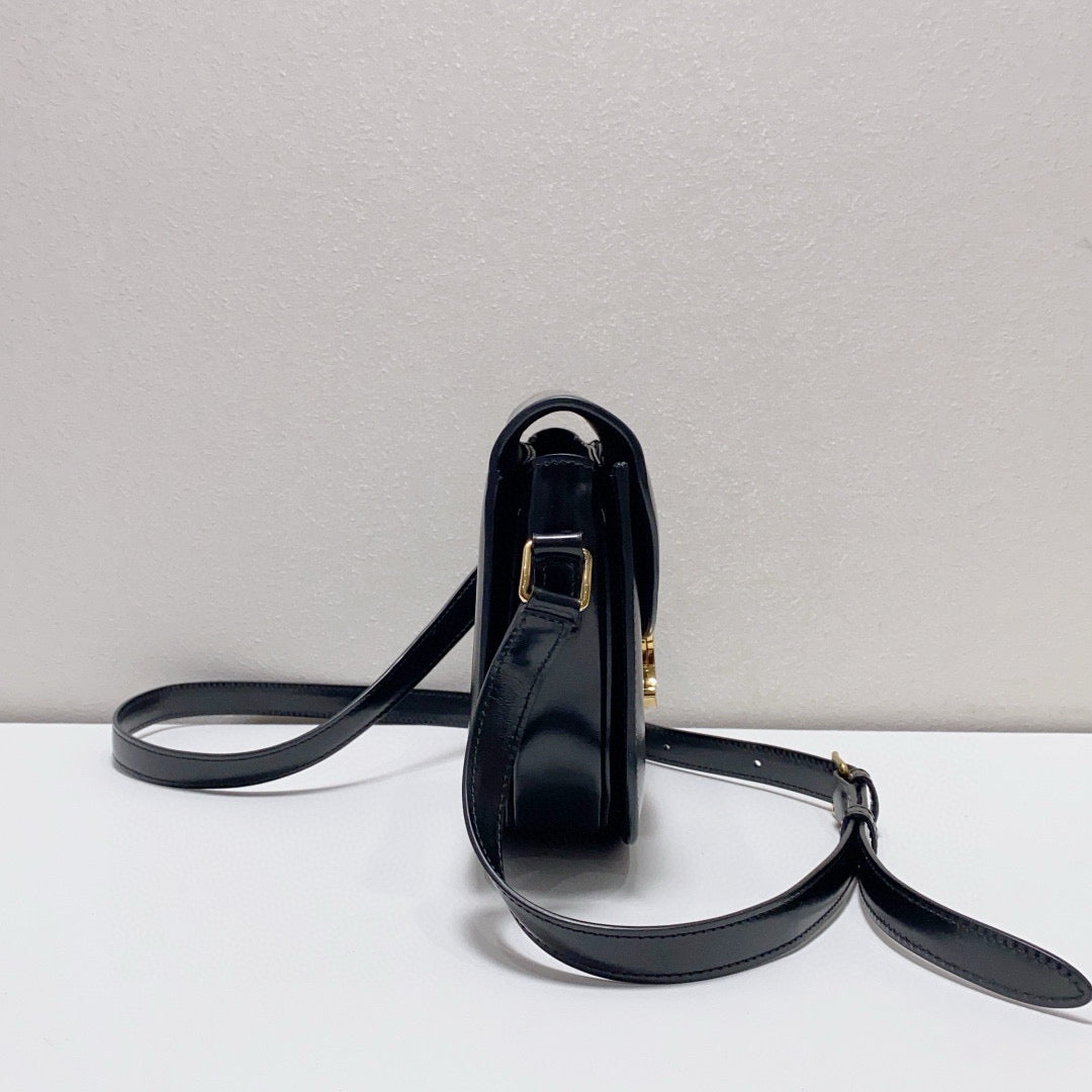 Celine - Triomphe Saddle Bag - Leather - Black - (mini)