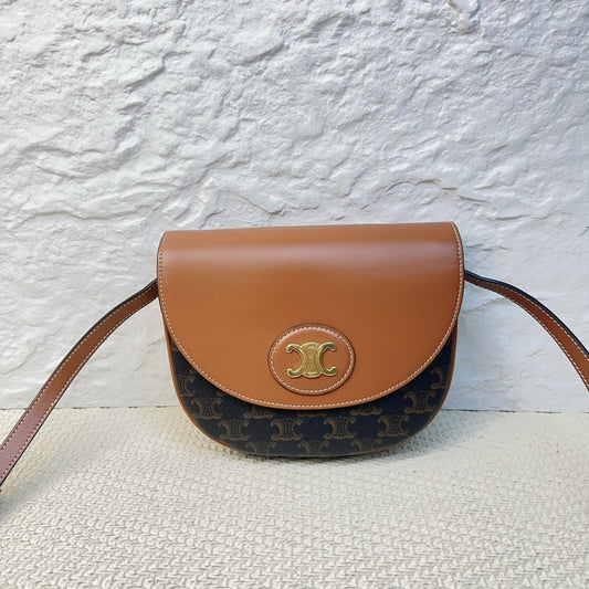 Celine - Triomphe Saddle Bag - Leather - Brown - (small)