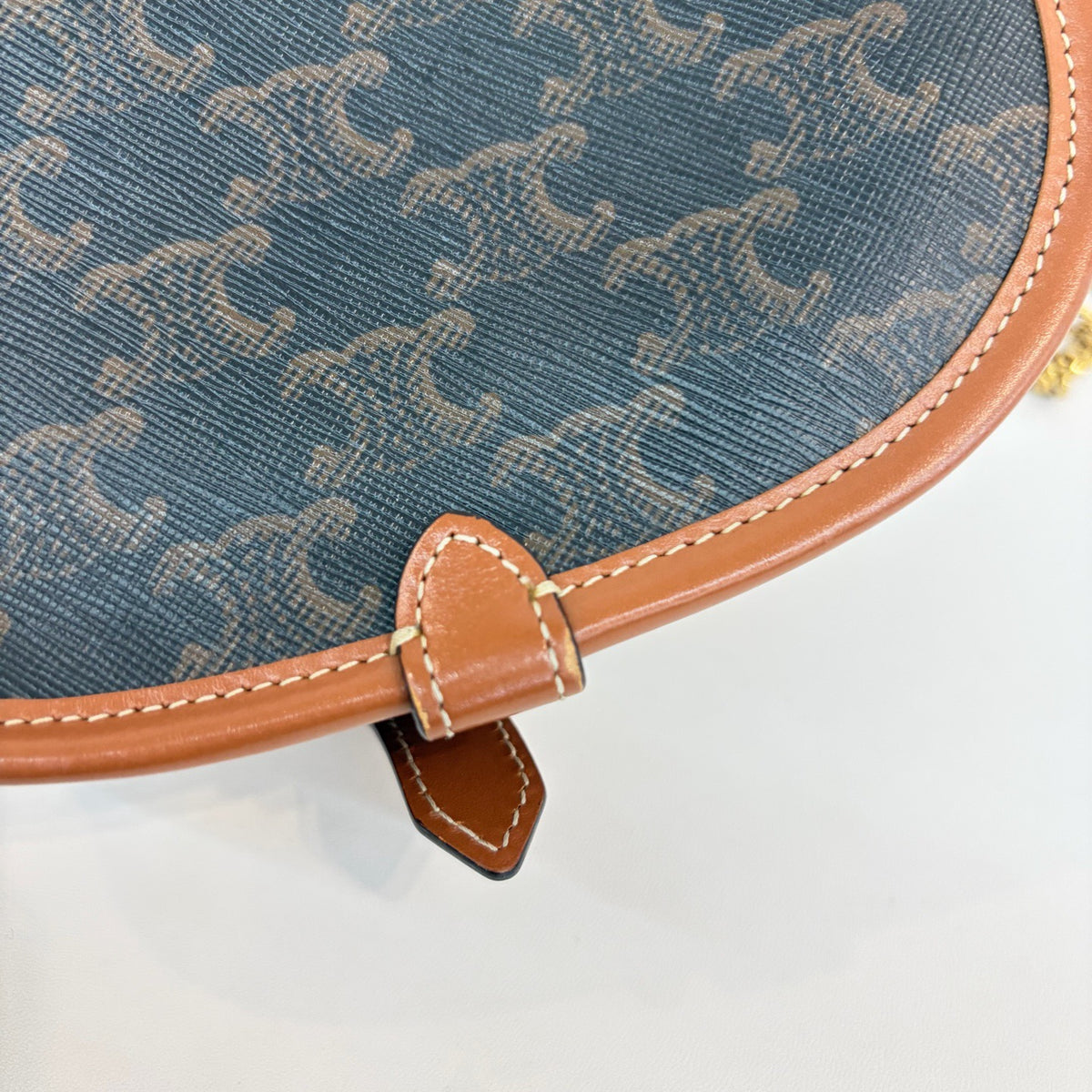Celine - Triomphe Saddle Bag - Leather - Brown - (small)