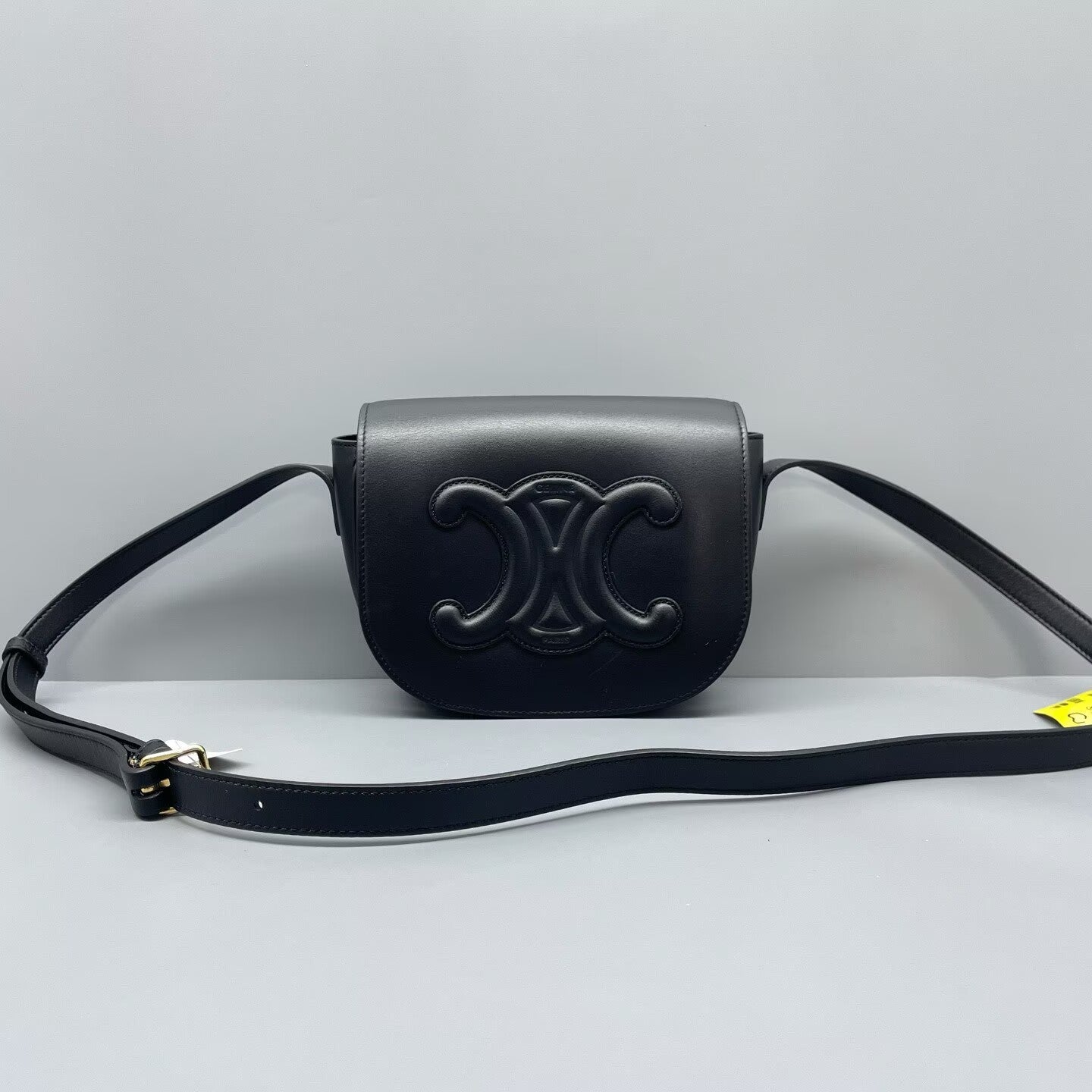 Celine - Triomphe Saddle Bag - Smooth calfskin leather - Black - (Small)
