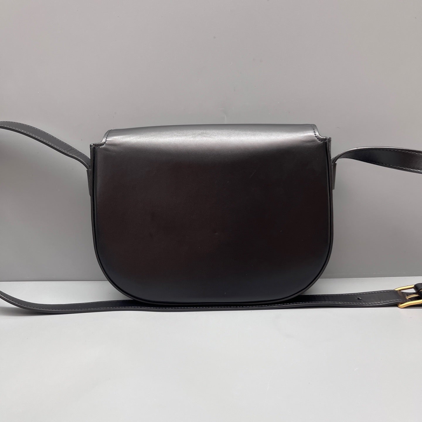 Celine - Triomphe Saddle Bag - Smooth calfskin leather - Black with Gold-Tone Hardware - (Mini)