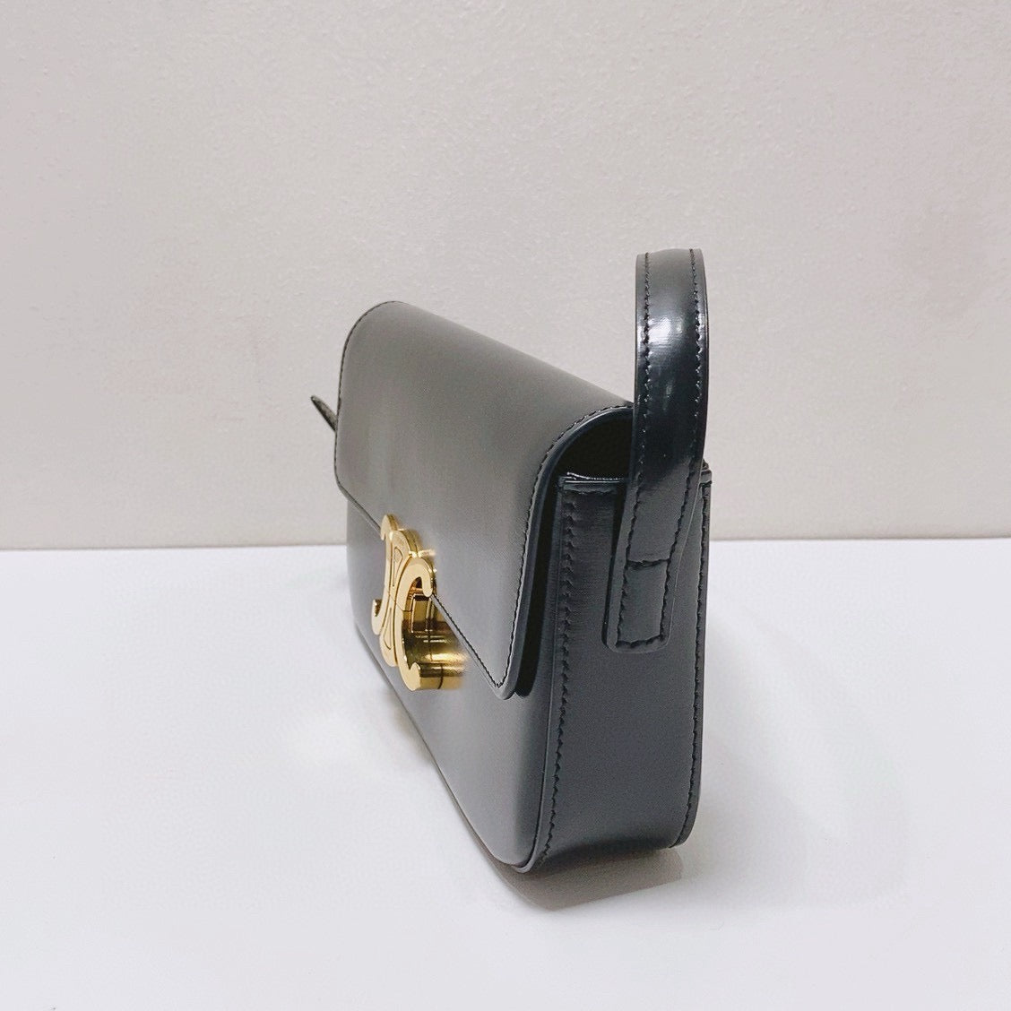 Celine - Triomphe Shoulder Bag - Patent leather - Black with Gold-Tone Hardware - (Mini)