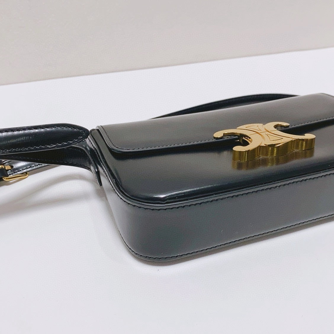 Celine - Triomphe Shoulder Bag - Patent leather - Black with Gold-Tone Hardware - (Mini)