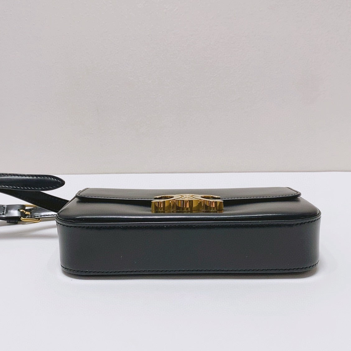 Celine - Triomphe Shoulder Bag - Patent leather - Black with Gold-Tone Hardware - (Mini)