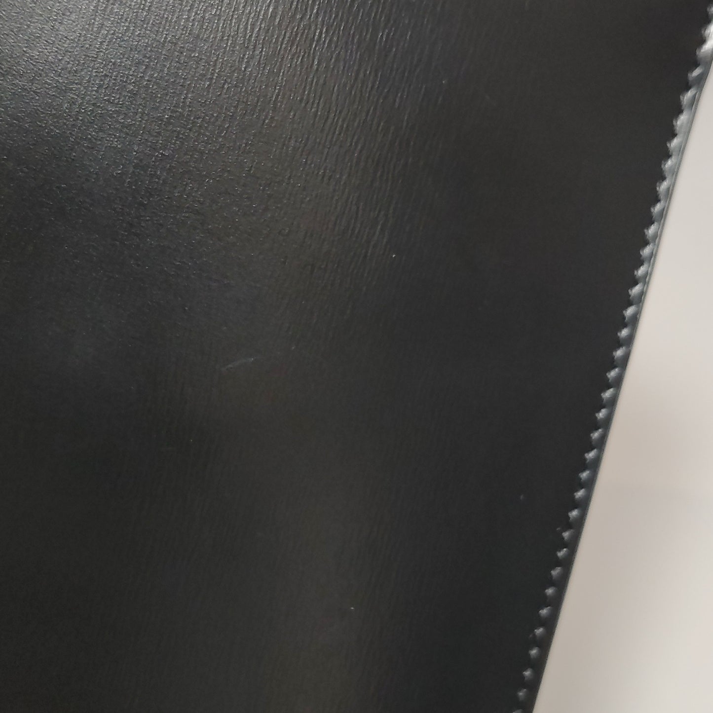 Celine - Triomphe Shoulder Bag - Smooth calfskin leather - Black with Gold-Tone Hardware - (medium)