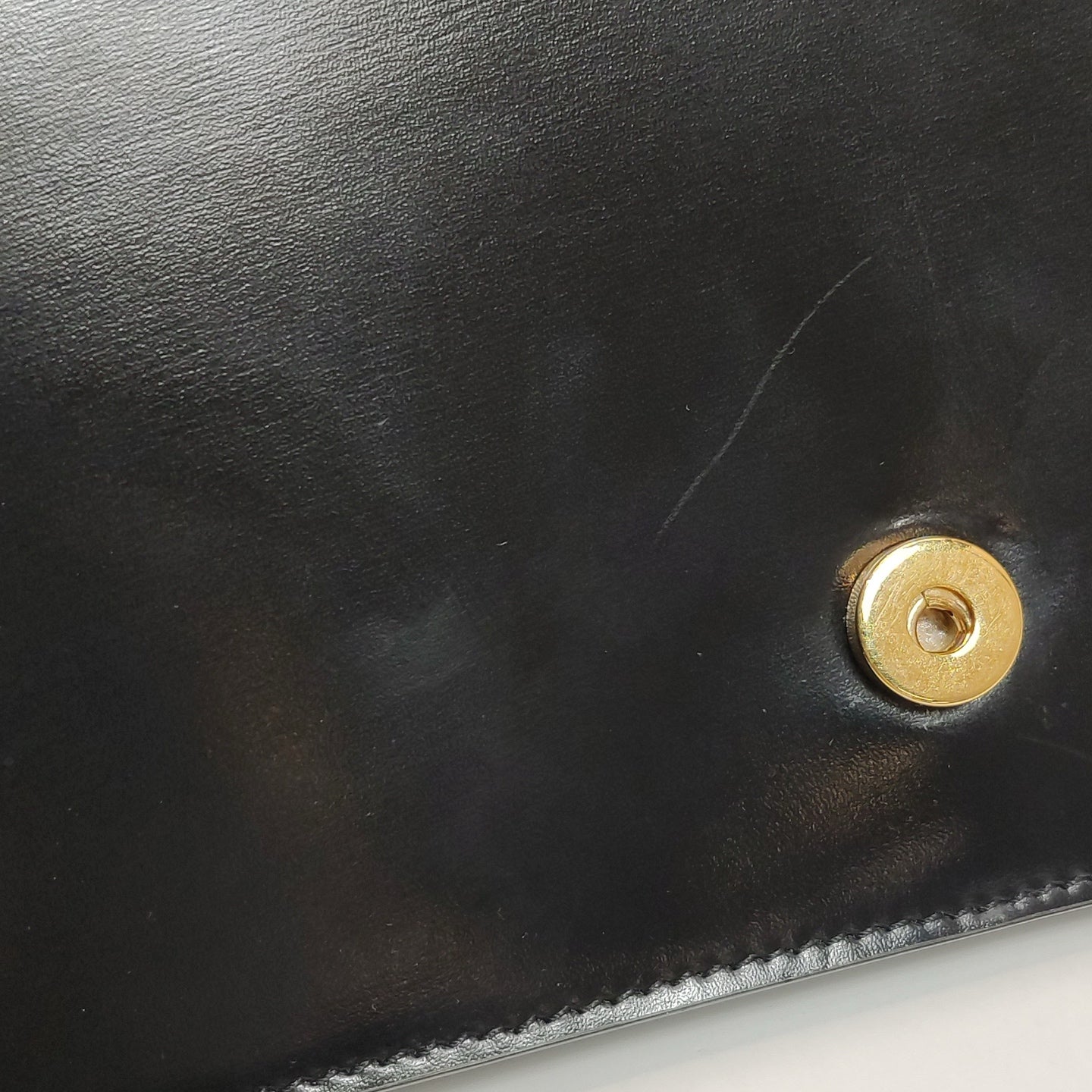 Celine - Triomphe Shoulder Bag - Smooth calfskin leather - Black with Gold-Tone Hardware - (medium)