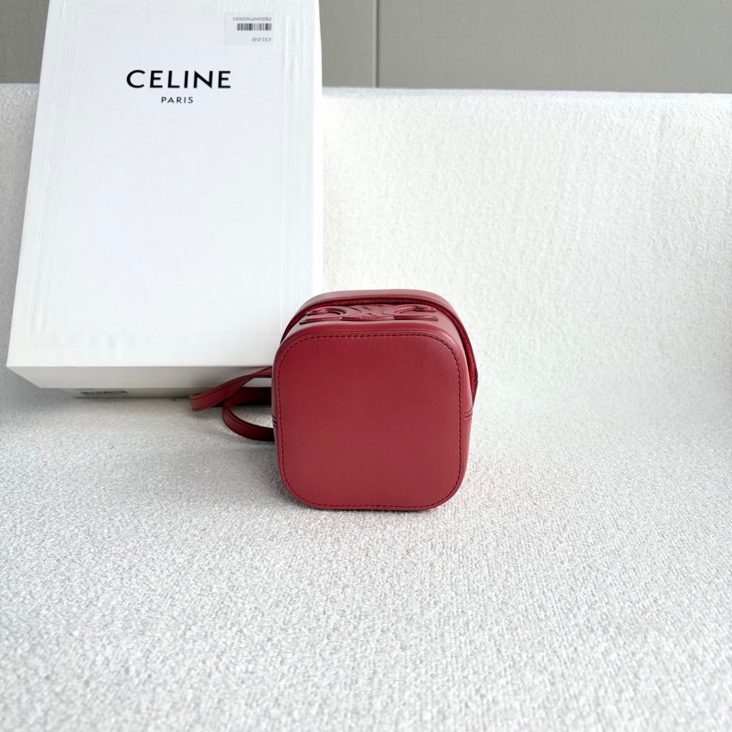 Celine - Triomphe Small Box Bag - Cowhide leather - Muted Red with Gold-Tone Hardware - (mini)