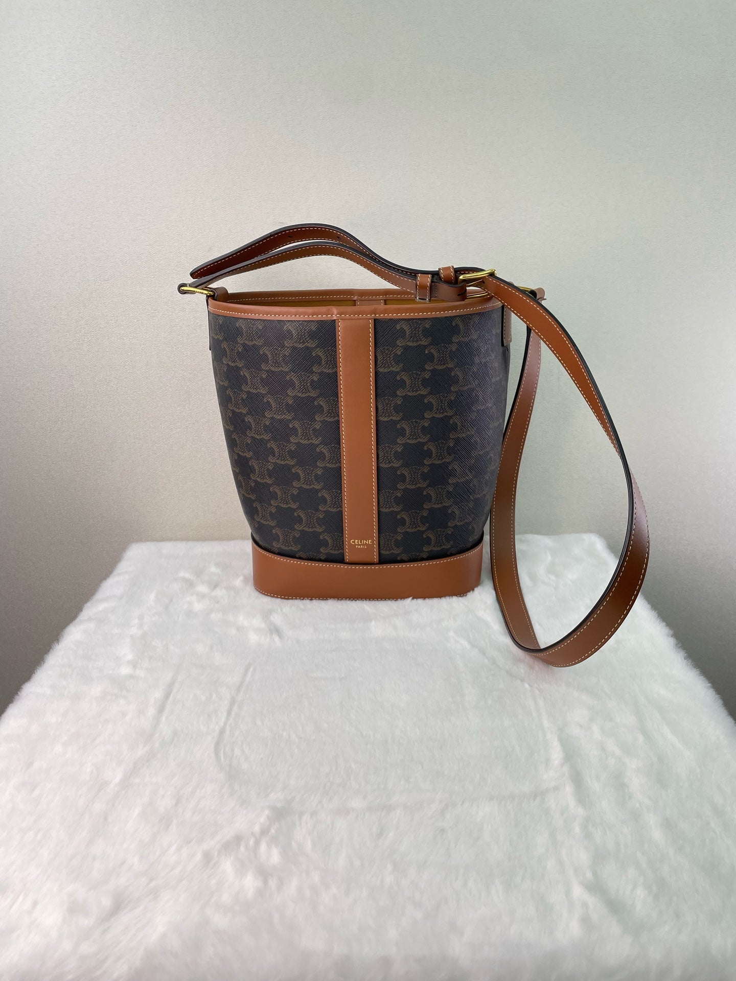 Celine - Triomphe - Synthetic - Brown - (small)
