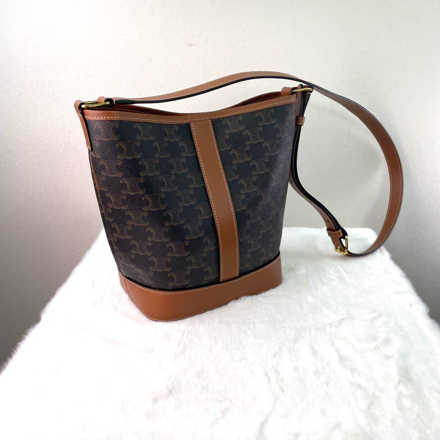 Celine - Triomphe - Synthetic - Brown - (small)
