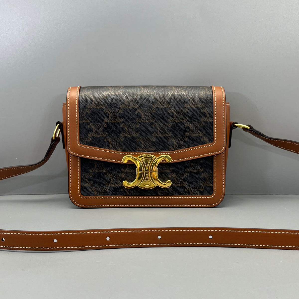 Celine - Triomphe Teen - Leather - Brown - (mini)
